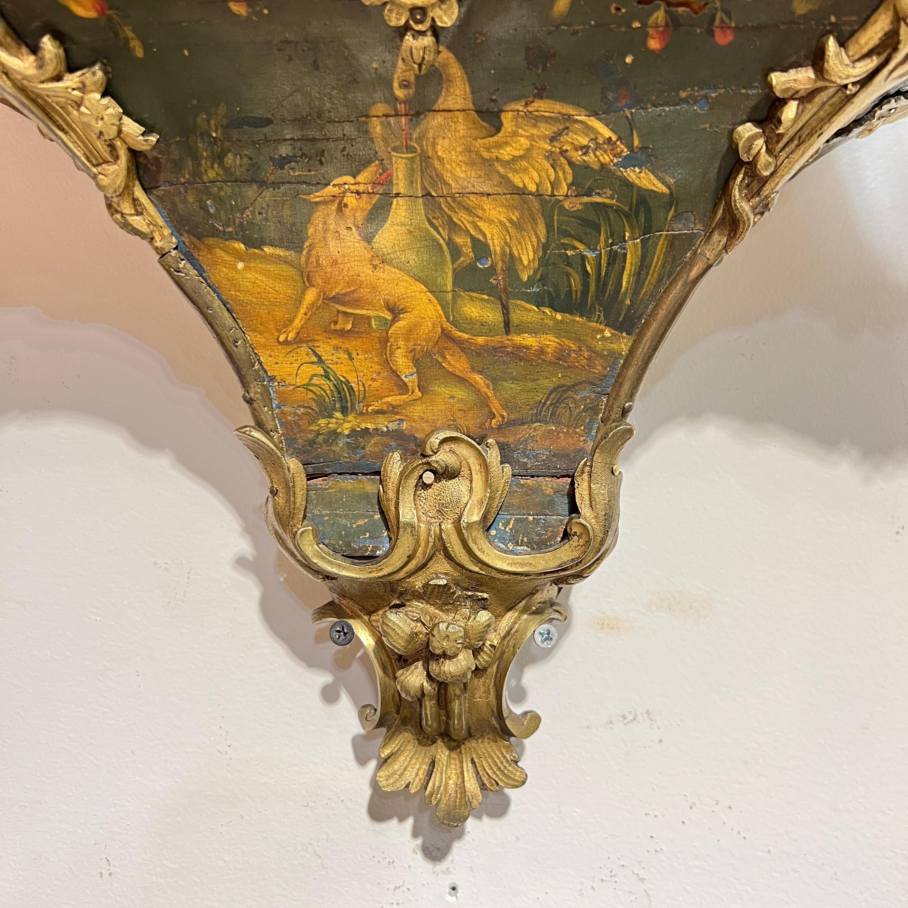 Horloge de support en bronze doré et peint du 19e siècle de style Louis XV Bon état - En vente à New York, NY