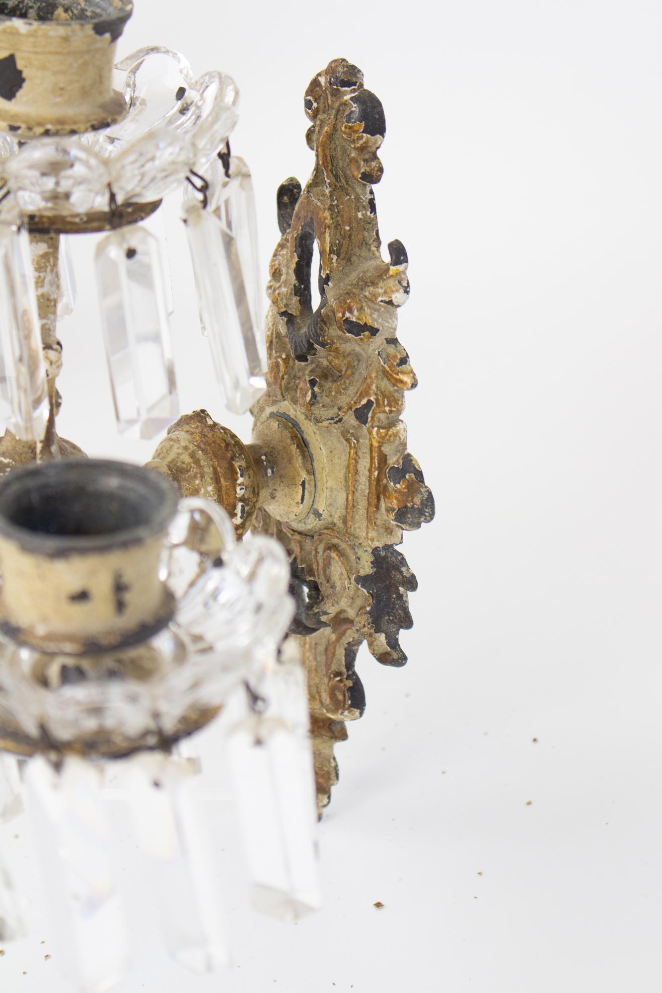 Métal Paire d'appliques à bougie Baccarat à quatre bras en laiton peint et cristal du 19e siècle en vente
