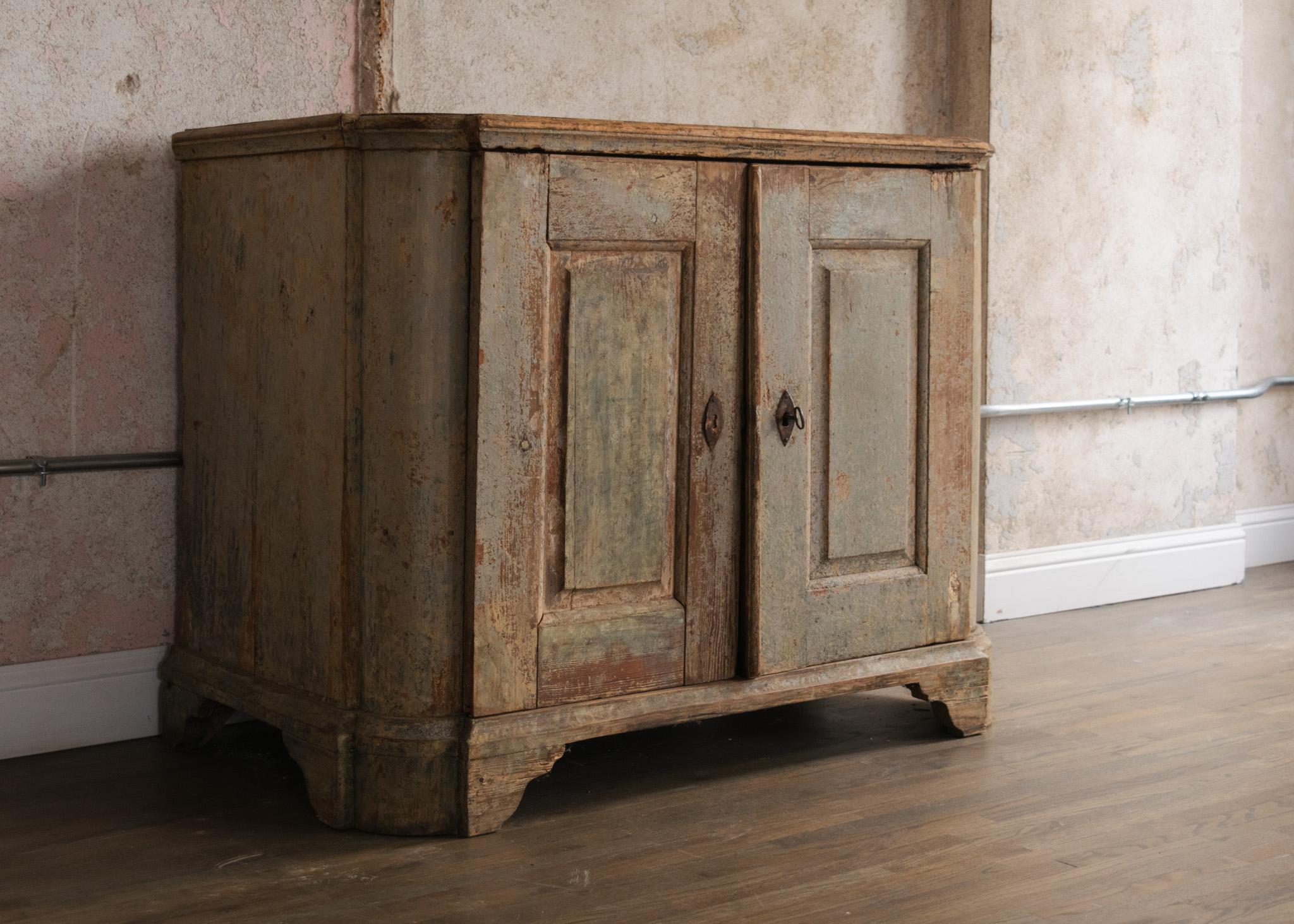 Buffet dipinto del XIX secolo In condizioni buone in vendita a Houston, TX