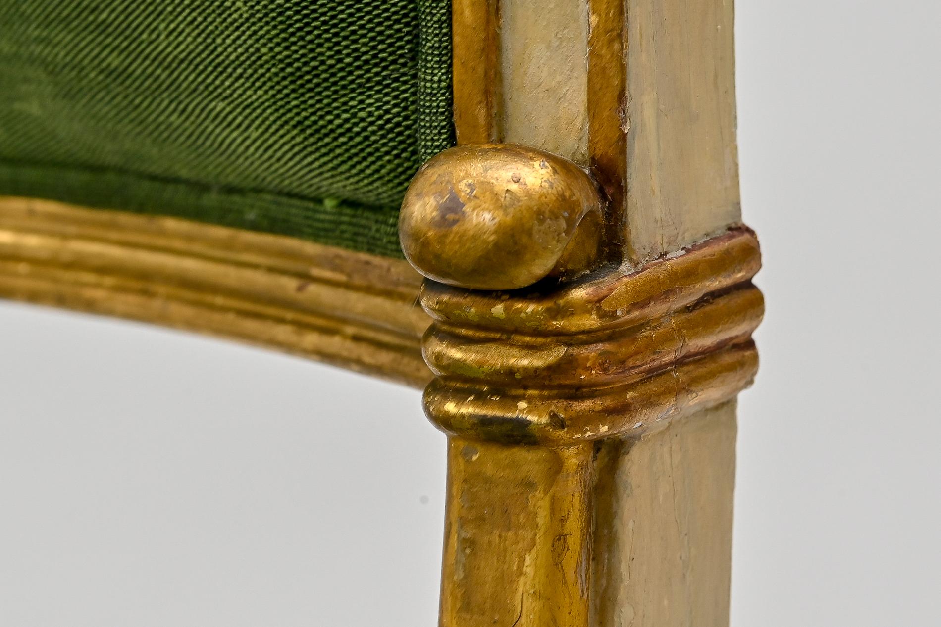 19. Jahrhundert Gemalter Stuhl Vergoldet  Delphine Französisch (Holz) im Angebot