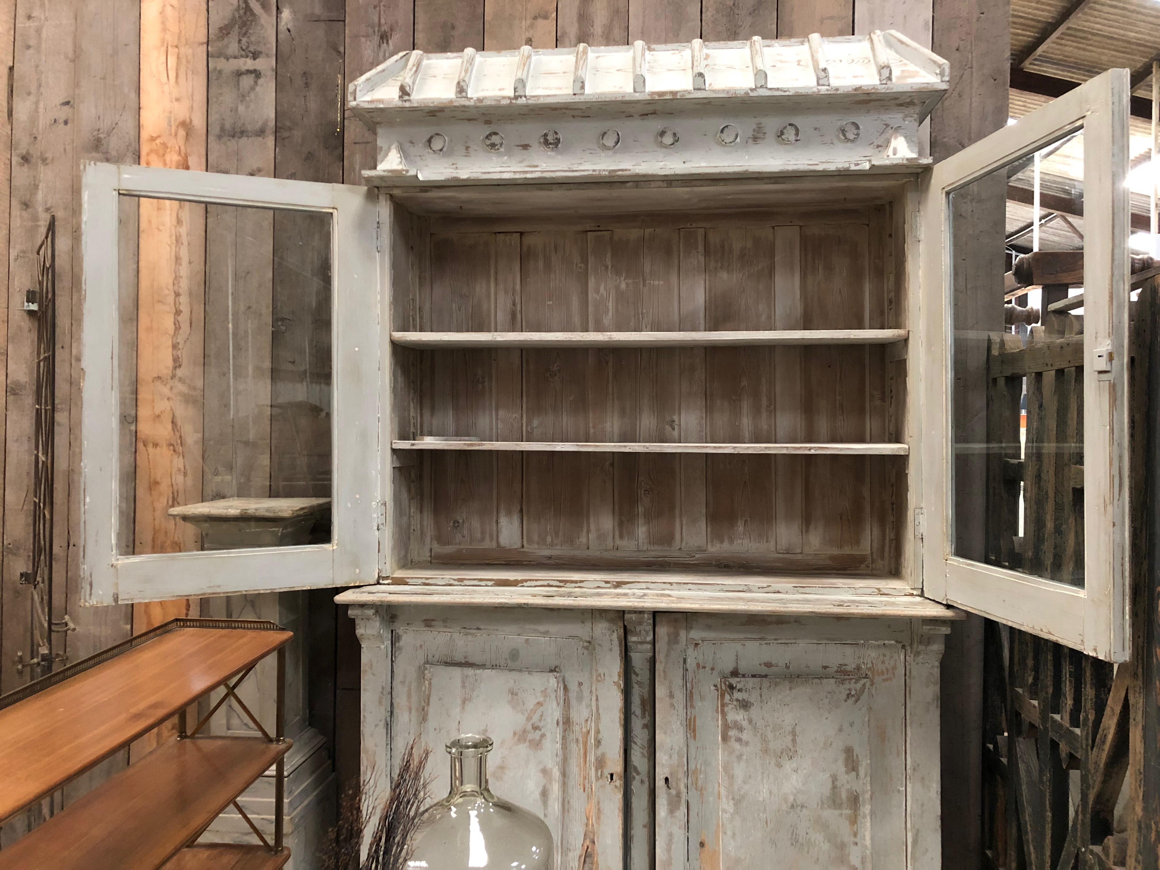 19th Century Painted Display Cabinet For Sale 2