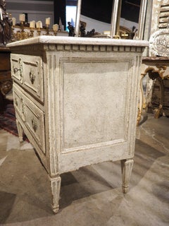 Commode Sauteuse à 2 tiroirs de style Louis XVI peinte au 19ème siècle