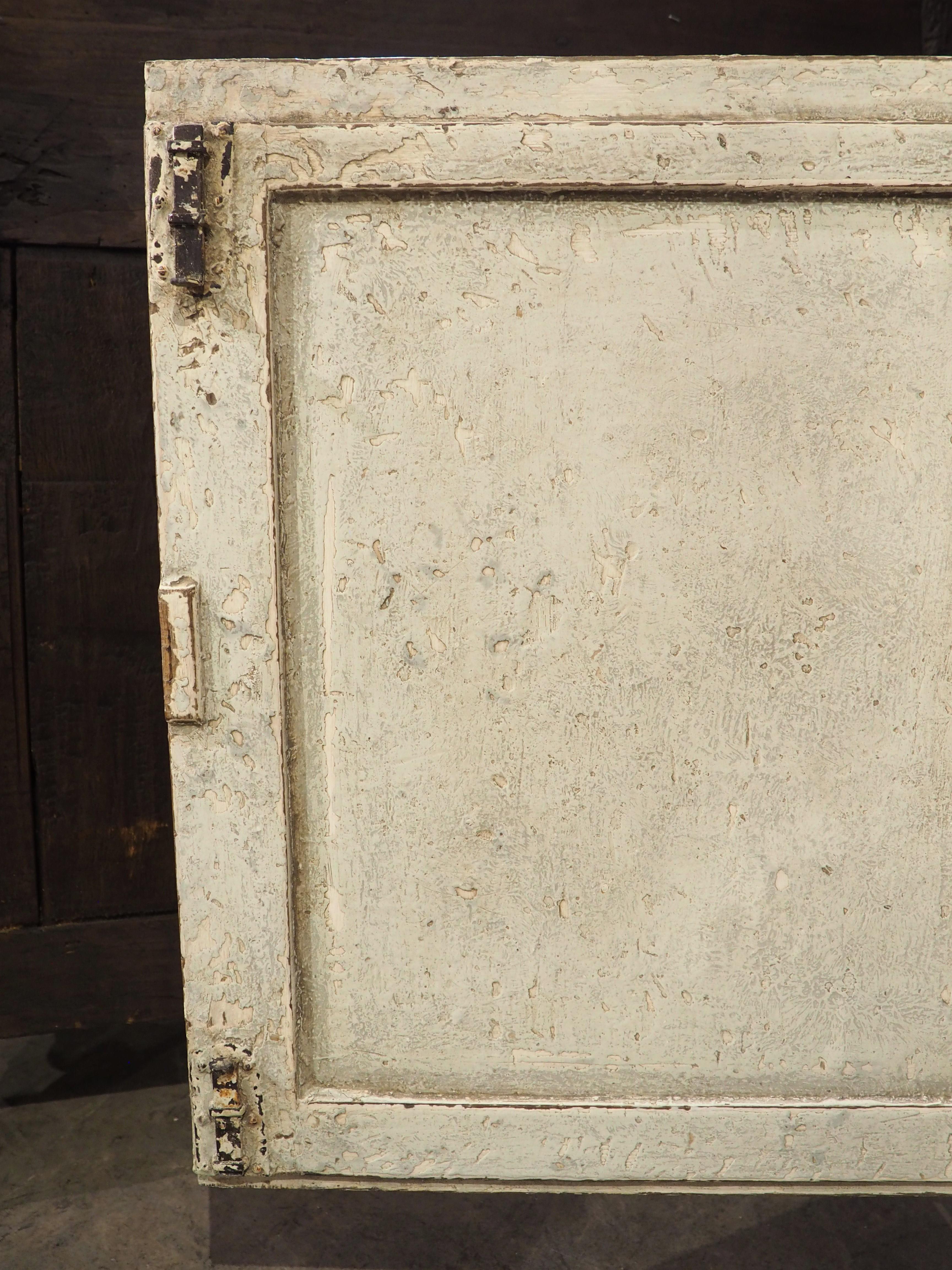 Buffet francese del XIX secolo in stile Luigi XVI dipinto con piano in finto marmo in vendita 7
