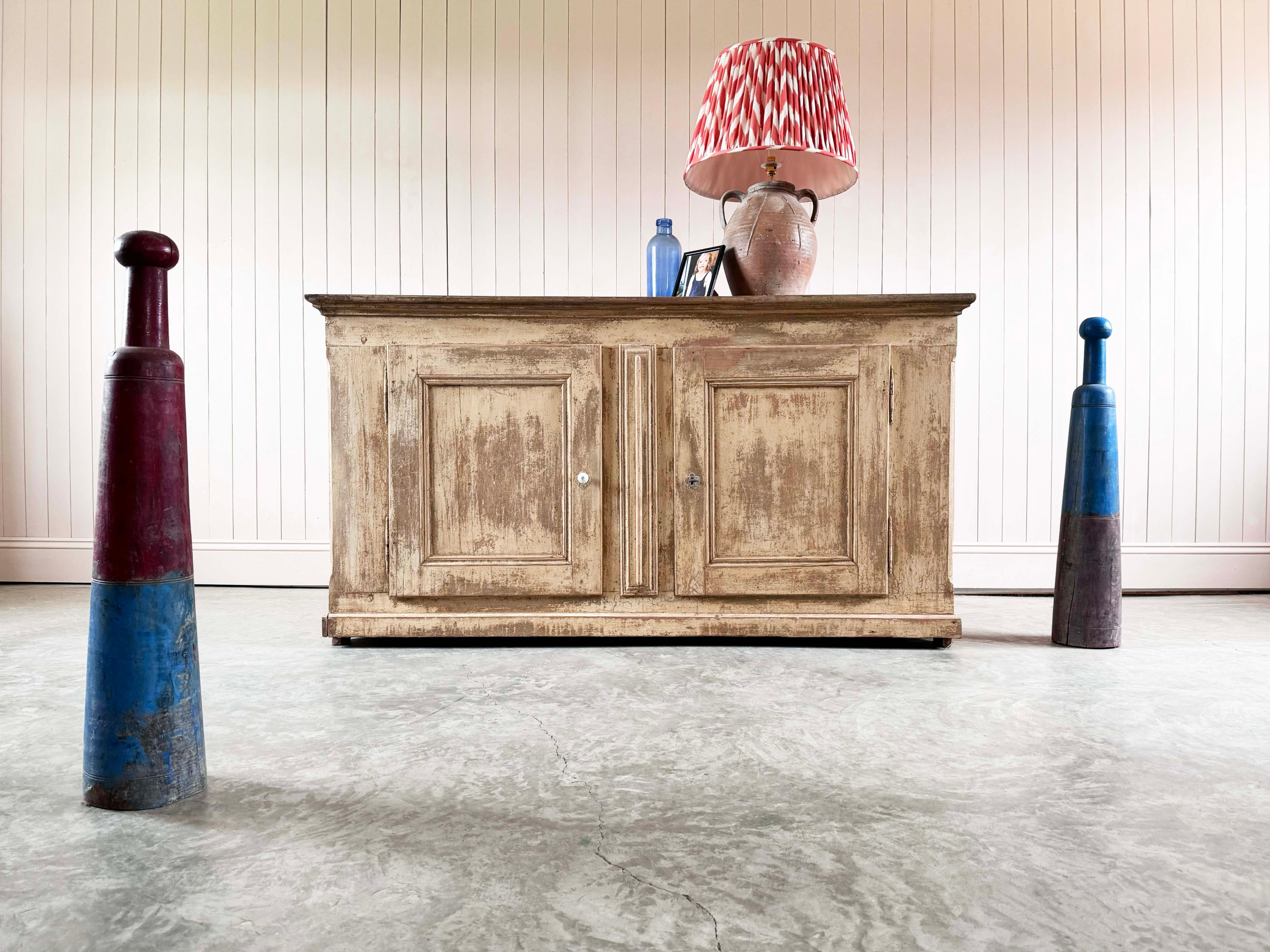 Credenza francese dipinta del XIX secolo in vendita 3