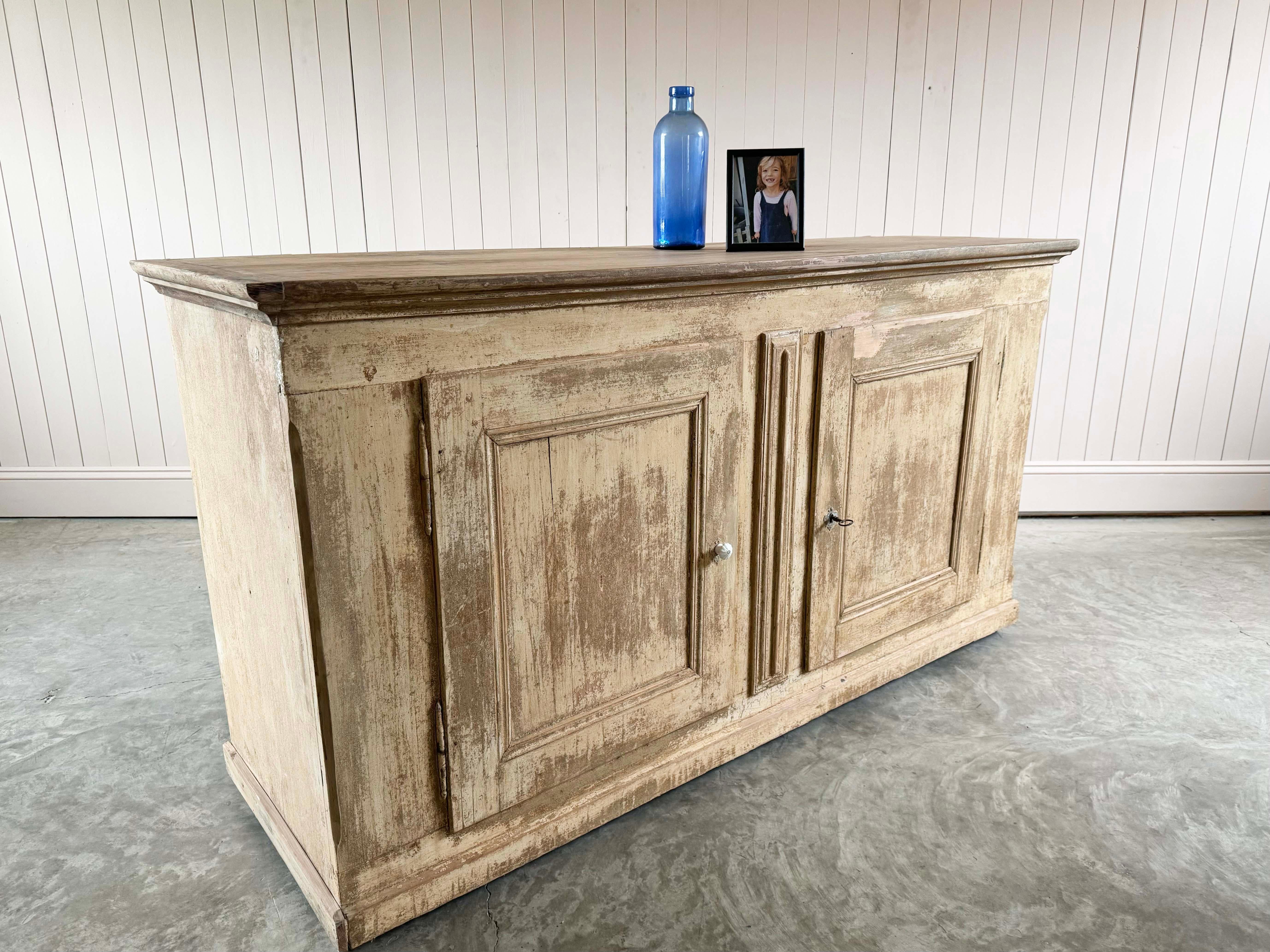 Credenza francese dipinta del XIX secolo in vendita 1