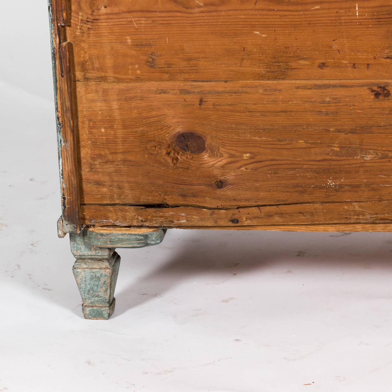 commode gustavienne peinte du 19ème siècle 11