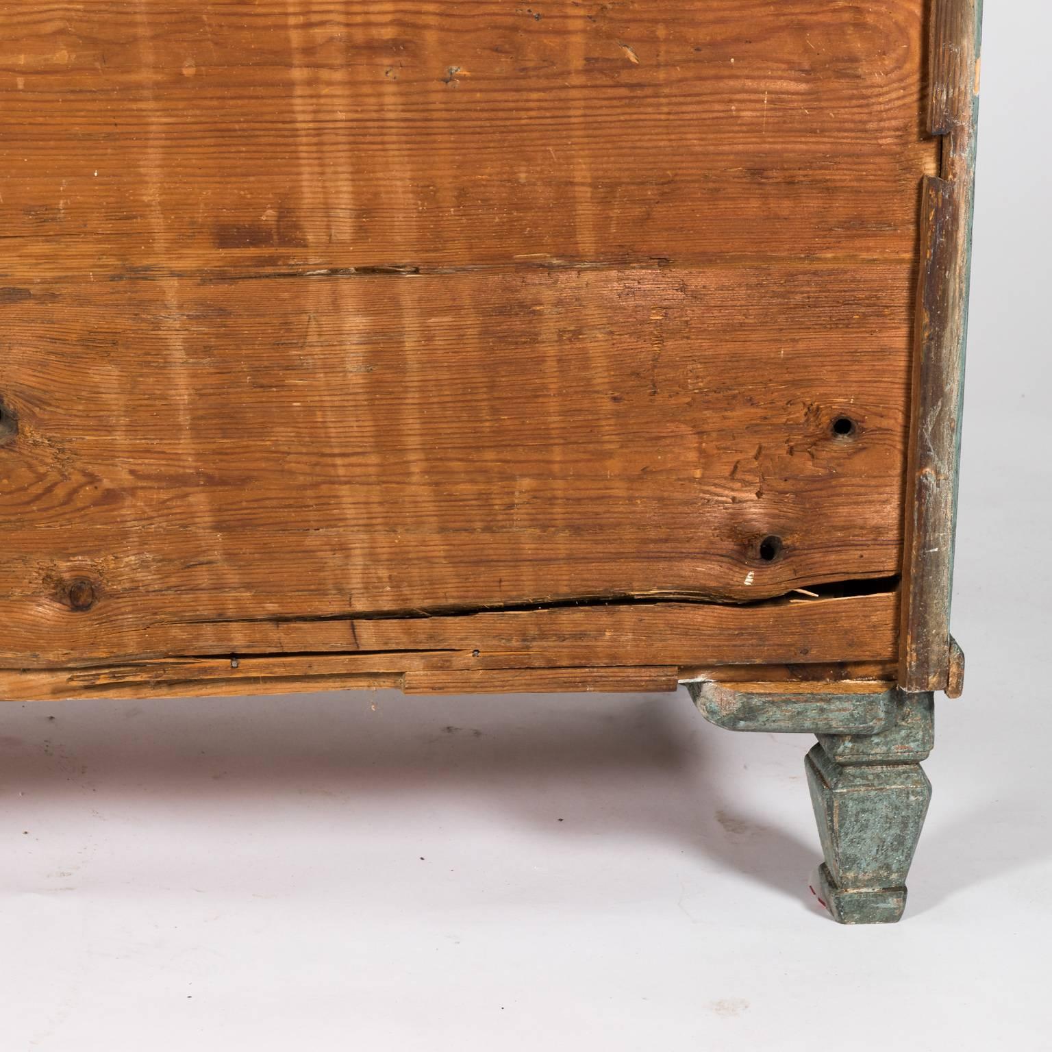 commode gustavienne peinte du 19ème siècle 12