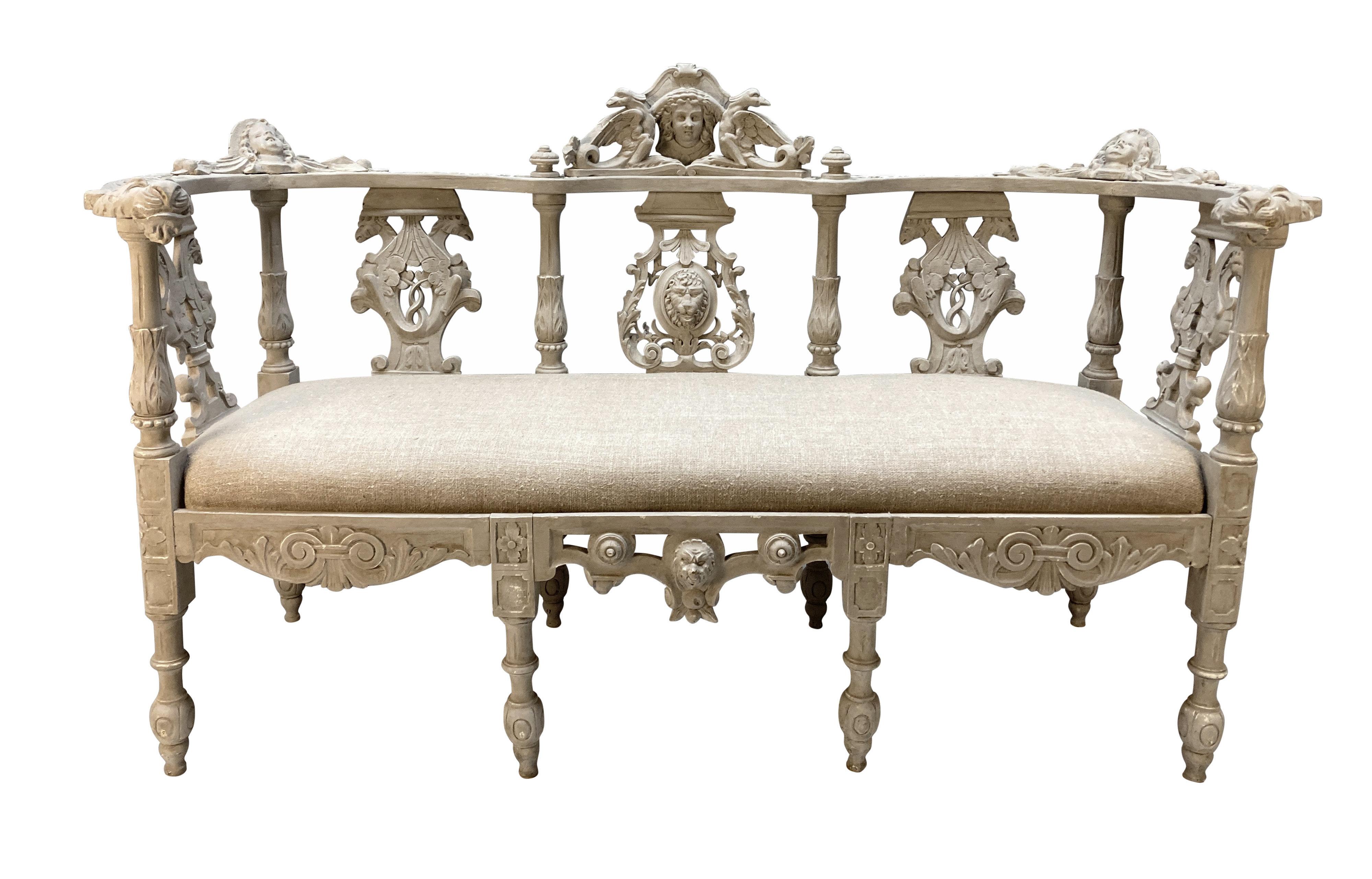 Milieu du XIXe siècle Siège de salle irlandais peint du 19e siècle en vente