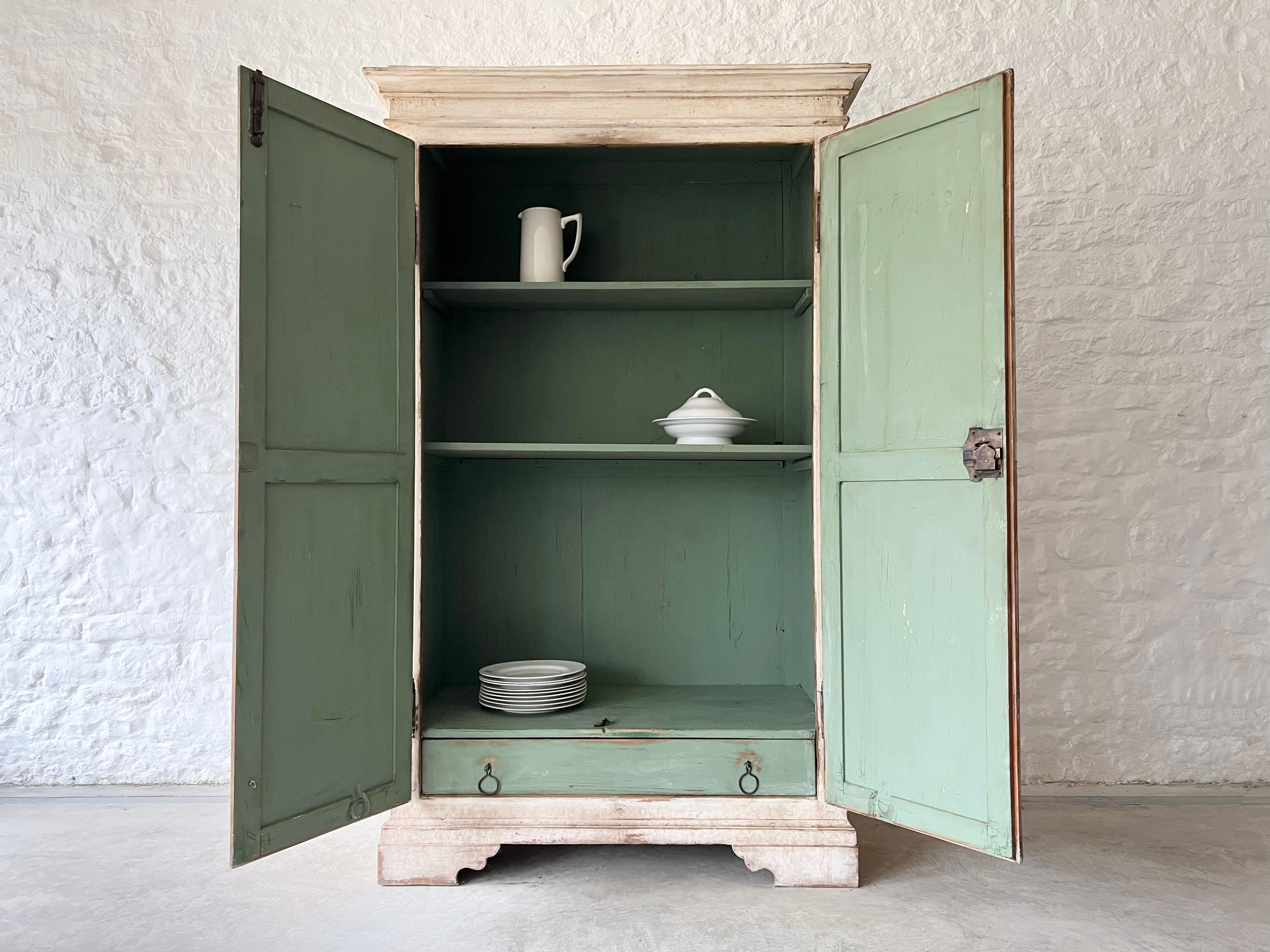 Country 19th Century Painted Italian Cupboard For Sale