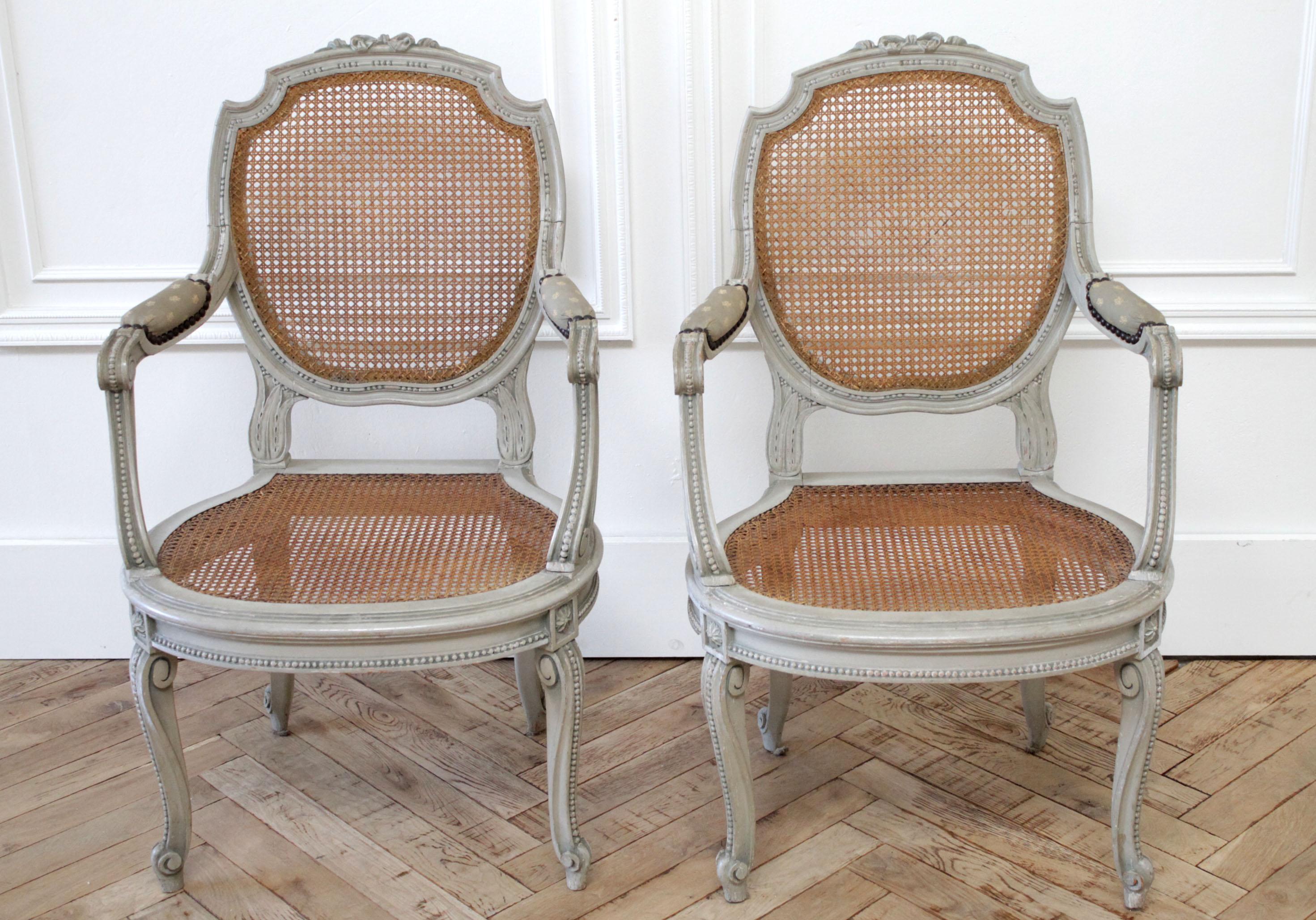 19th Century Painted Sheild Back Ribbon Carved Cane Open Armchairs For Sale 8