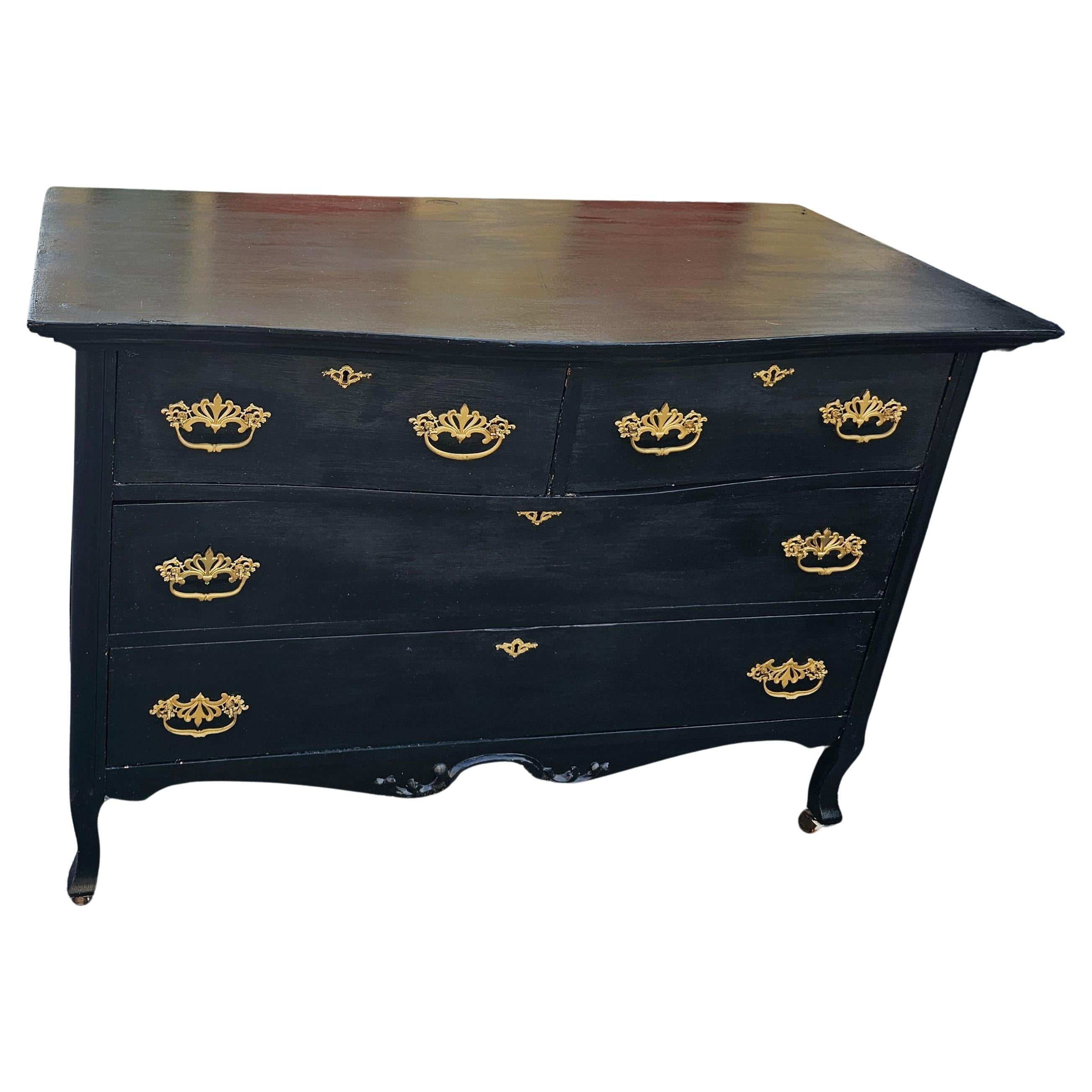 19th Century Painted Solid Pine 4-Drawer Dresser on Wheels In Good Condition For Sale In Germantown, MD
