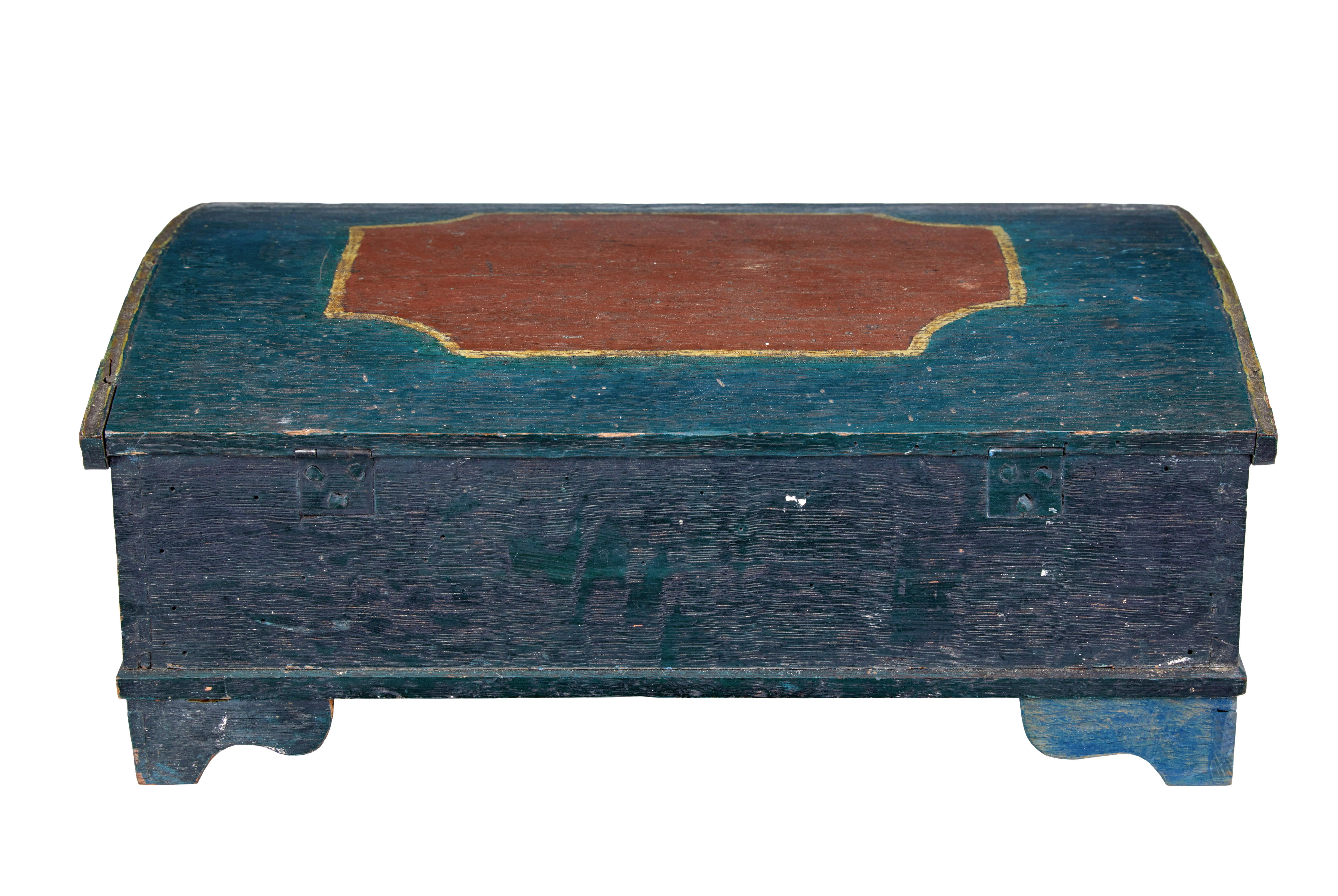 19th century painted Swedish desktop box In Good Condition In Debenham, Suffolk