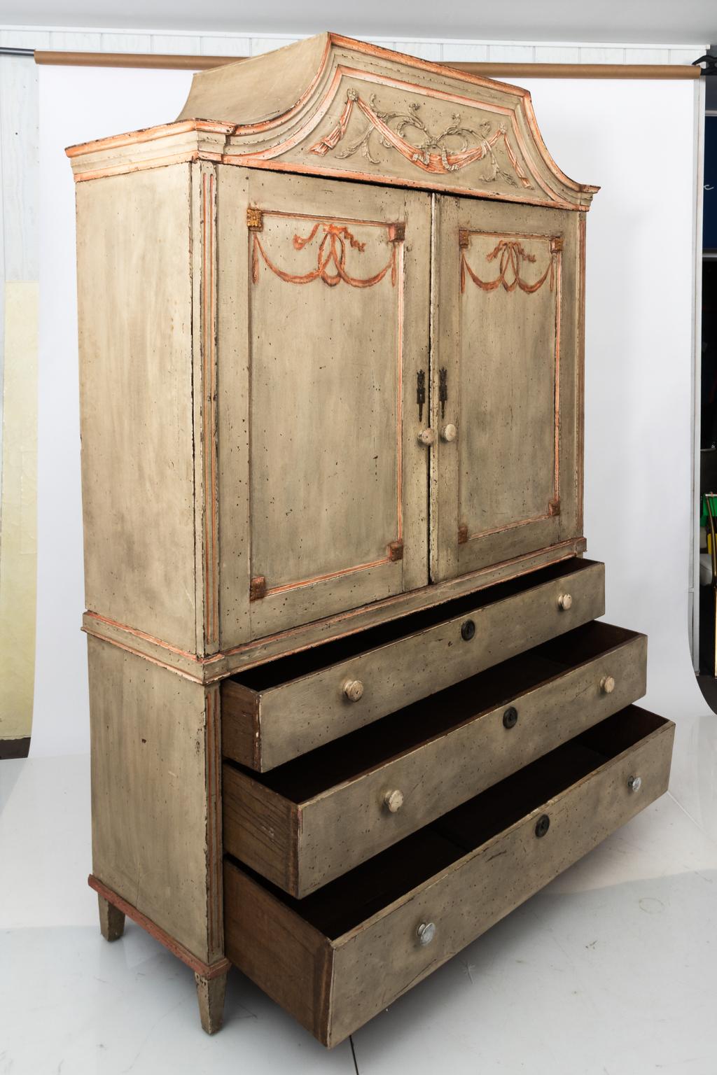 19th Century Painted Swedish Gustavian Cabinet In Good Condition In Stamford, CT