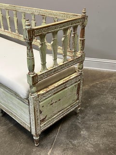 19th Century Painted Swedish Gustavian Style Settee With Trundle