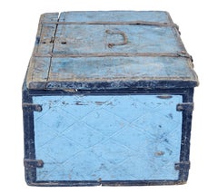 19th Century Painted Swedish Painted Pine Work Box