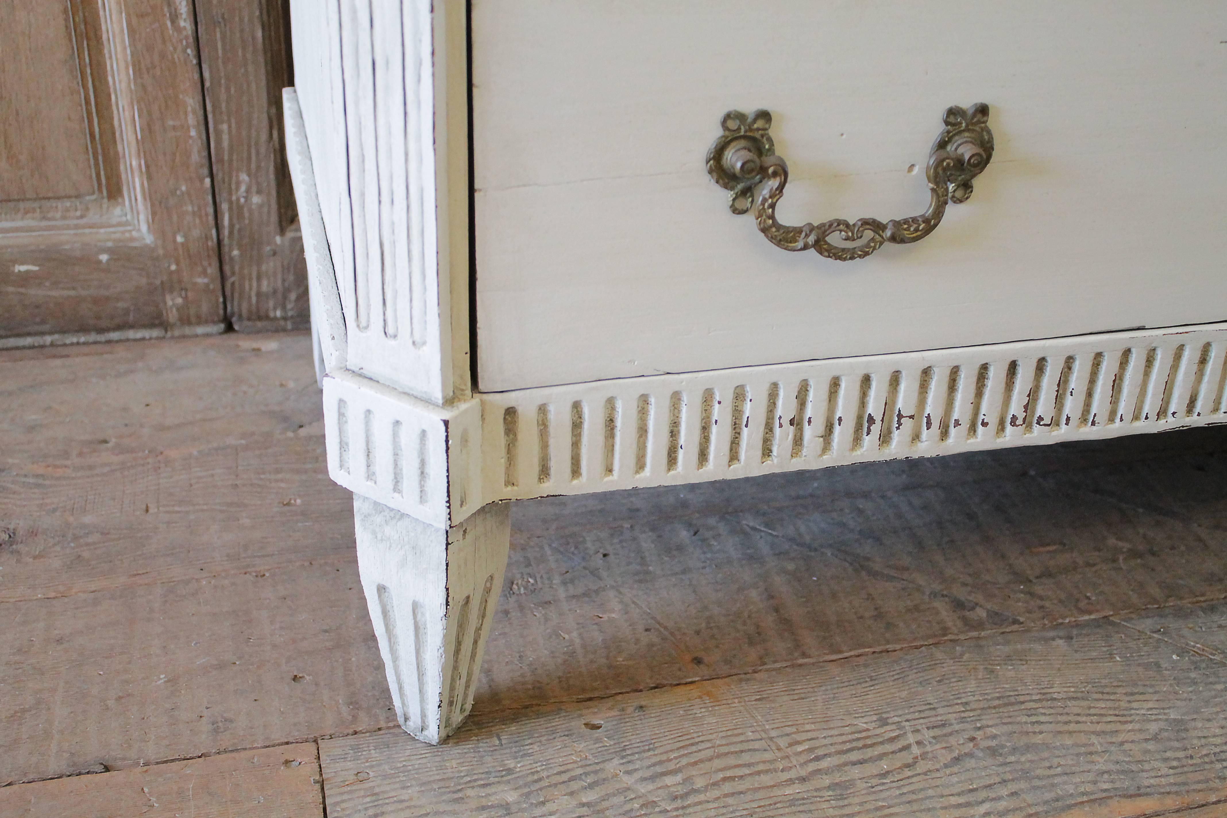 19th Century Painted Swedish Style Three-Drawer Commode In Good Condition In Brea, CA
