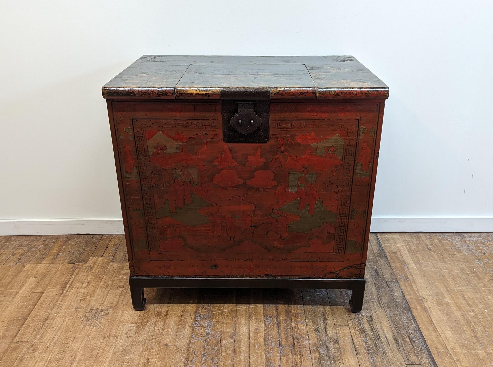 Qing 19th Century Painted Trunk  For Sale