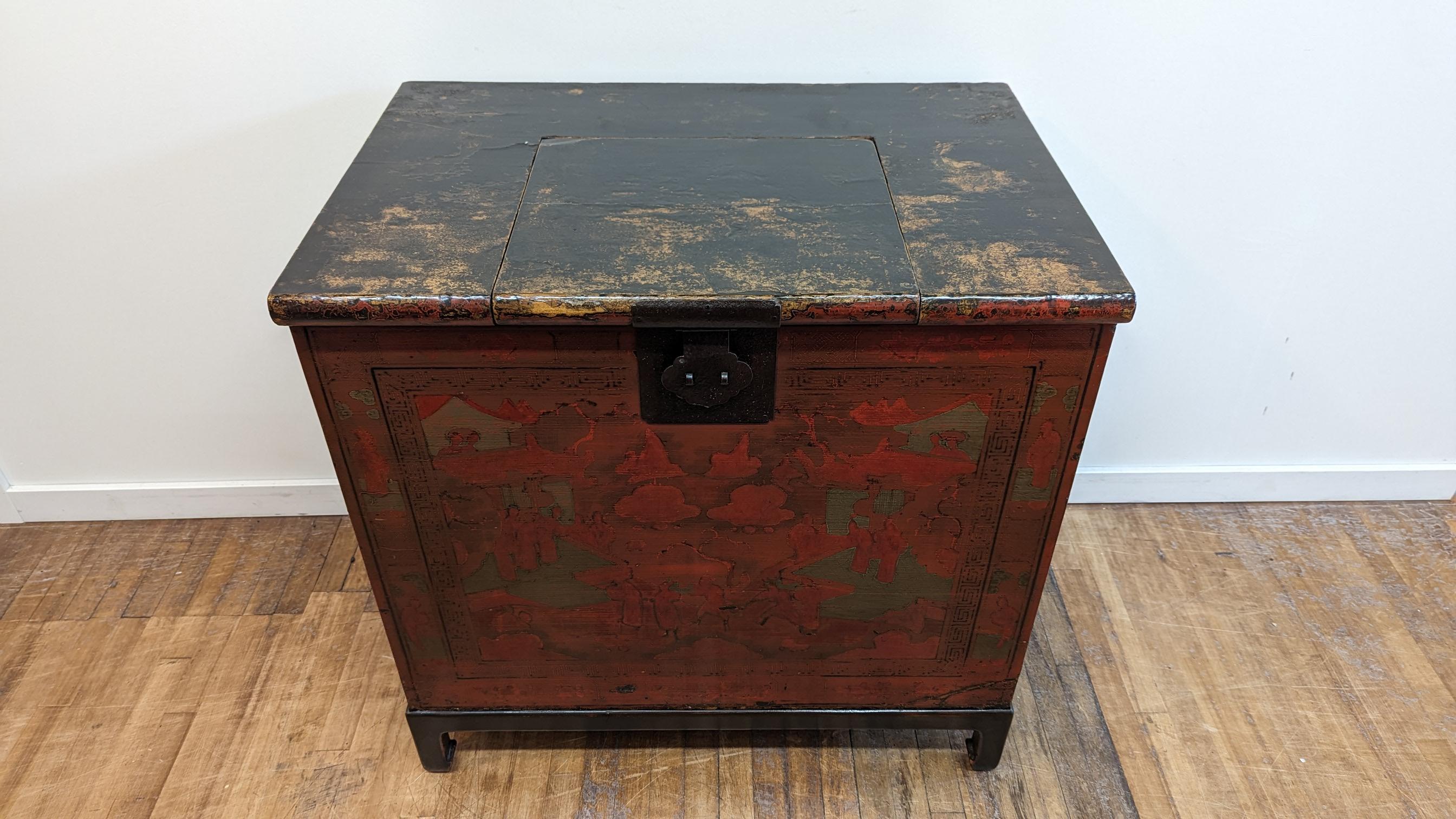 Lacquered 19th Century Painted Trunk  For Sale