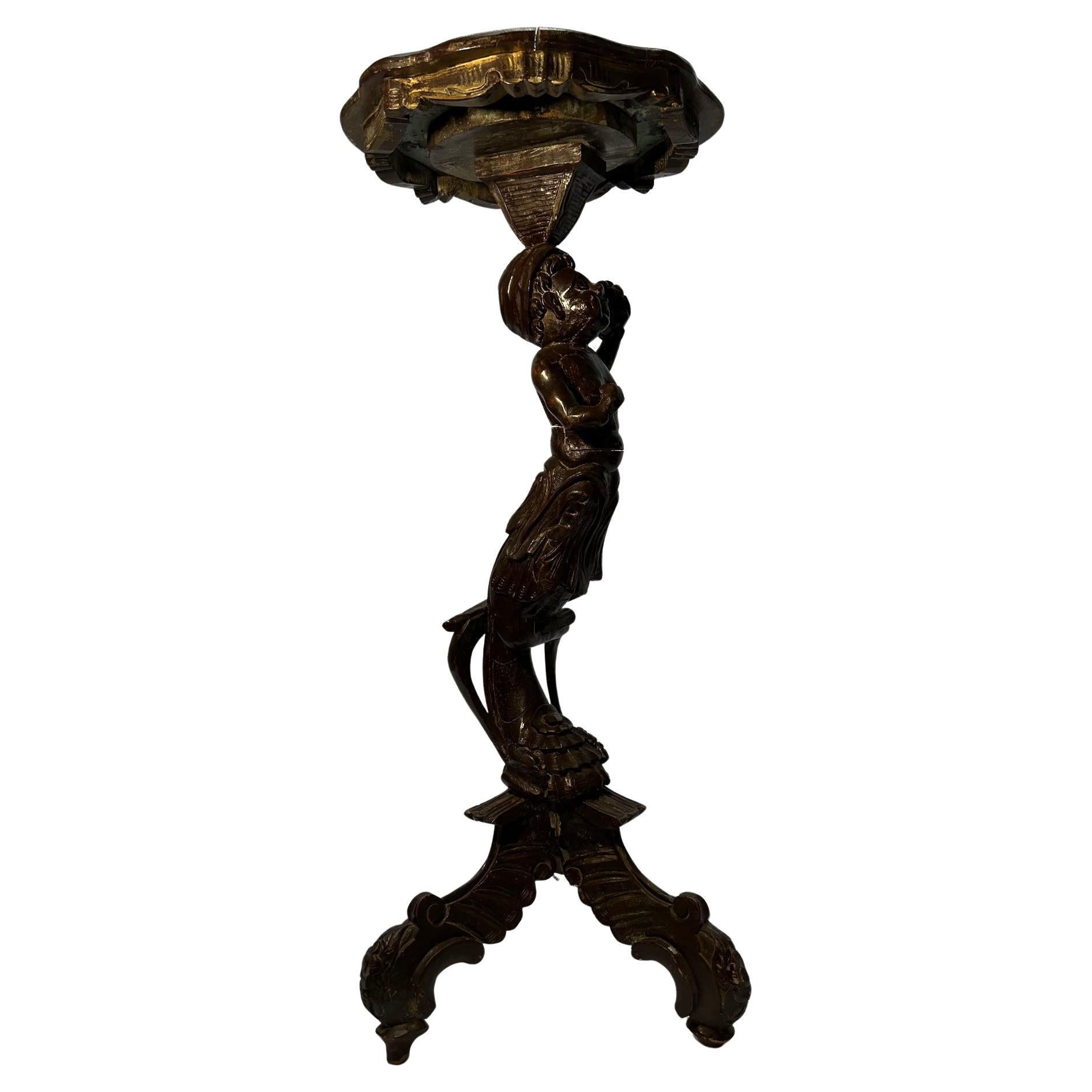 19th Century painted Venice Nutwood Gueridon Table For Sale