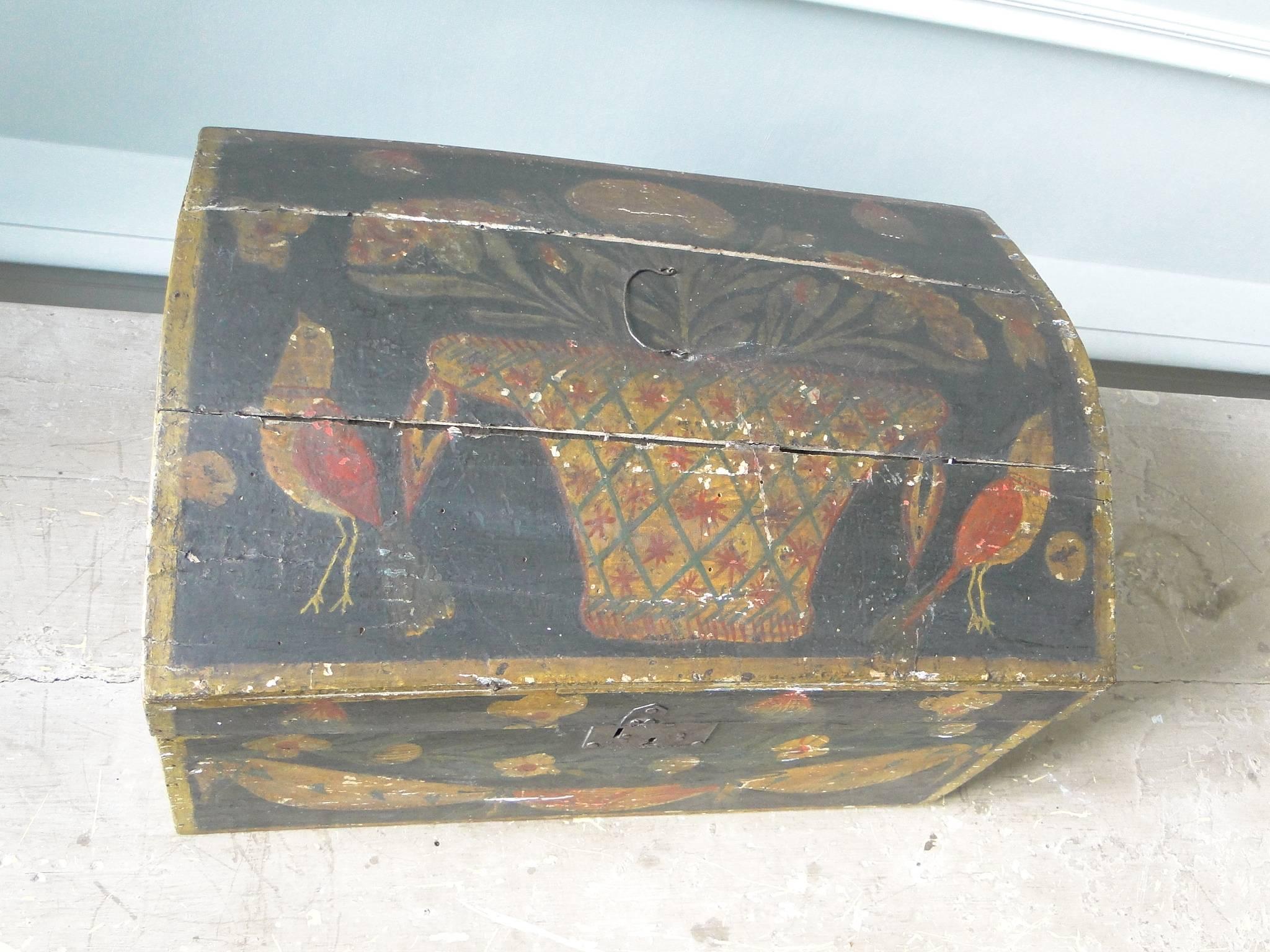 19th Century Painted Wooden Wedding Box Folk Art In Good Condition For Sale In Sames, FR