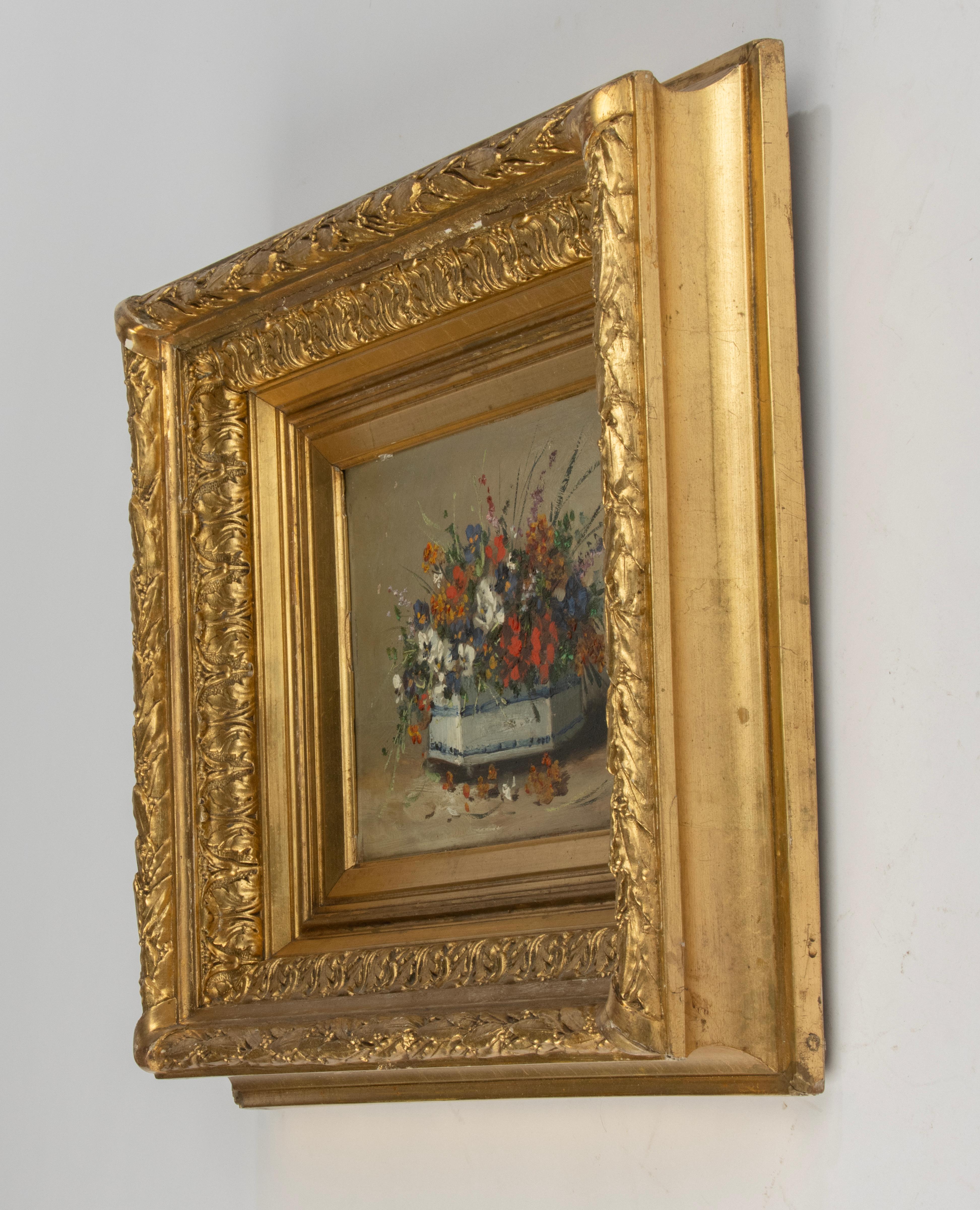 Fine XIX secolo Pittura del XIX secolo - Eugène Petit - Olio su pannello - Natura morta di fiori in vendita