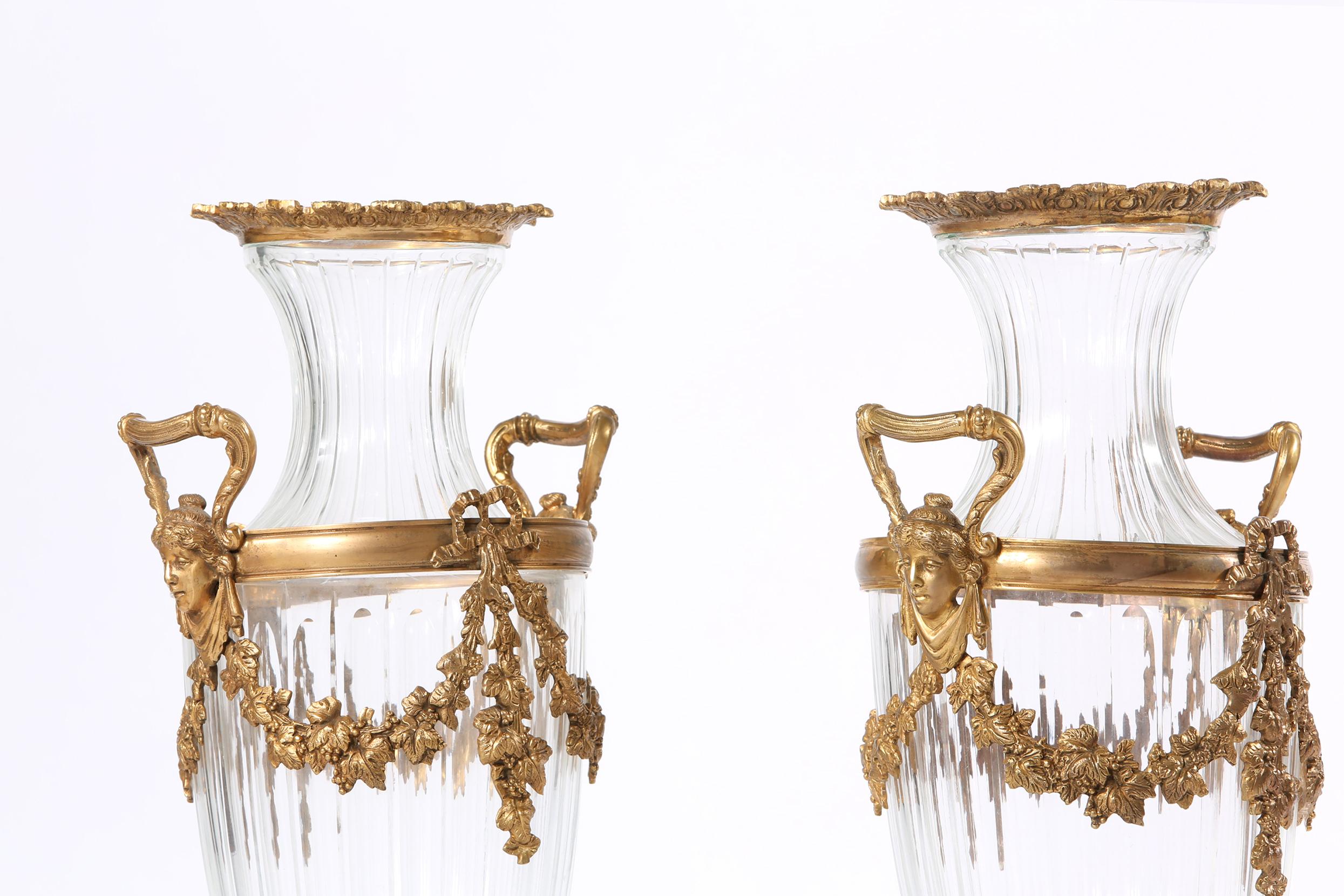 baccarat crystal urn