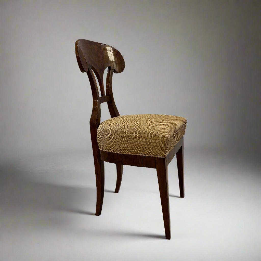 Paire de chaises d'appoint Biedermeier du 19ème siècle, Autriche Bon état - En vente à New York, NY