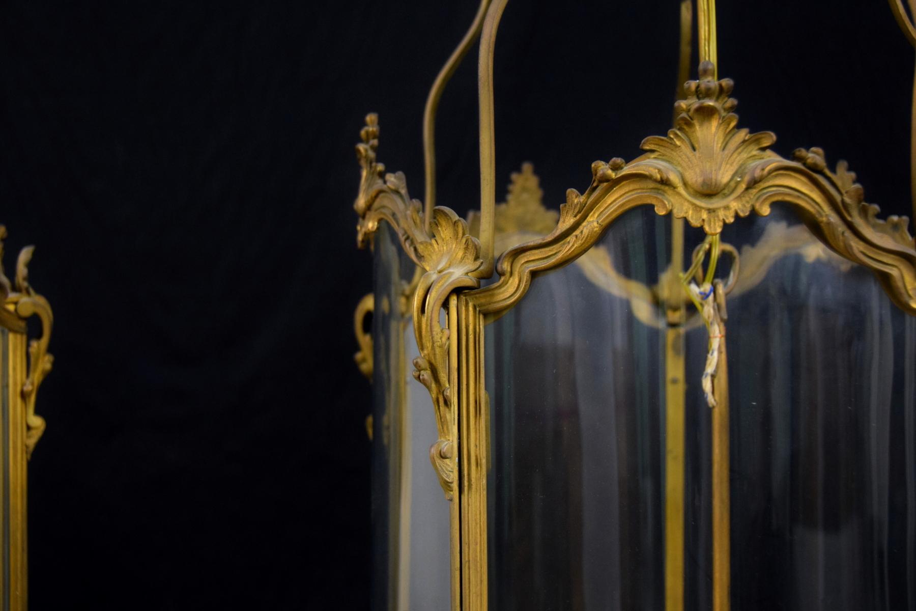 19th Century, Pair of French Gilt Bronze and Shaped Glass Lanterns 10