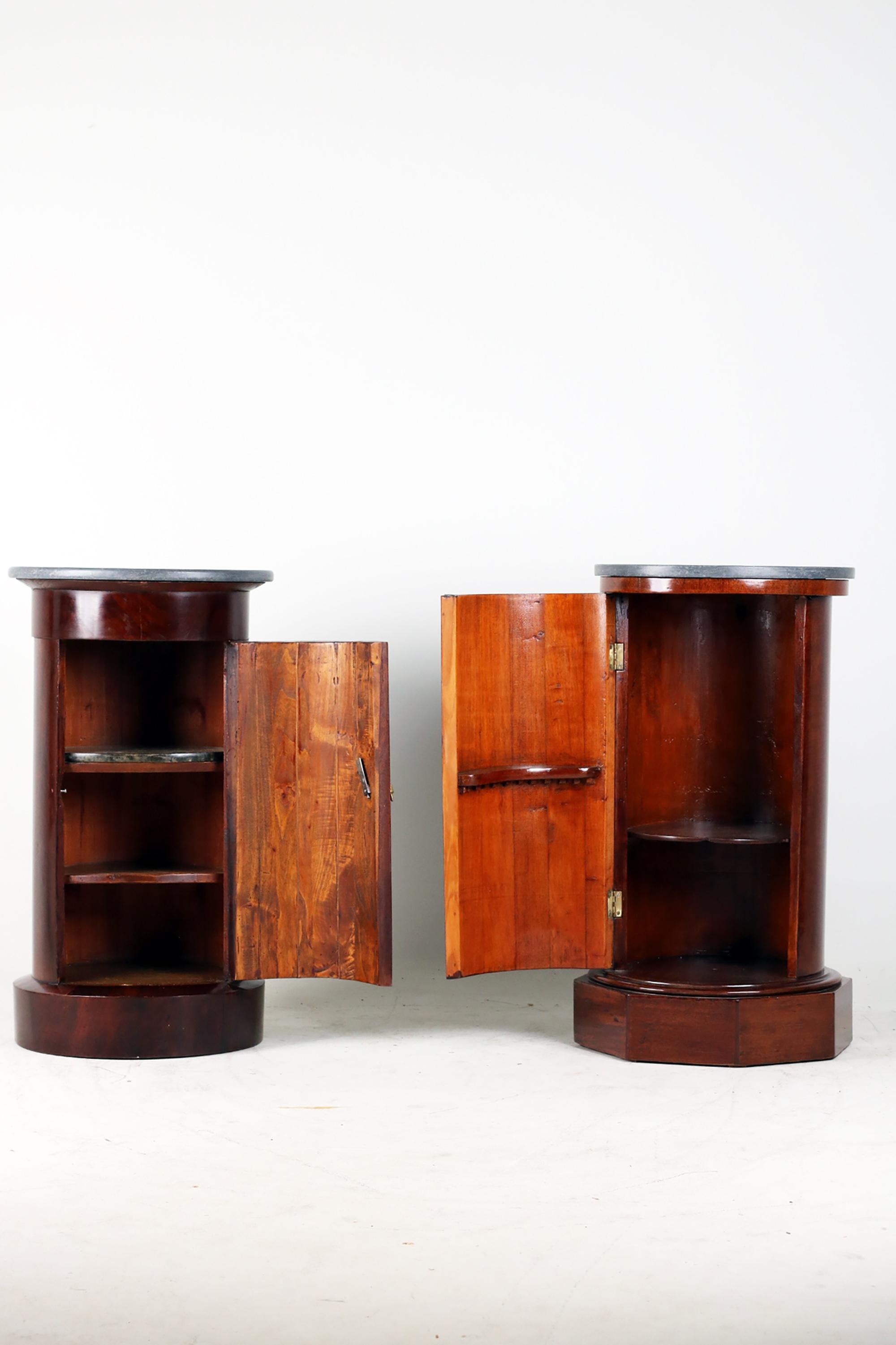 Polished 19th Century Pair French Neoclassic Mahogany Drum Cabinets For Sale
