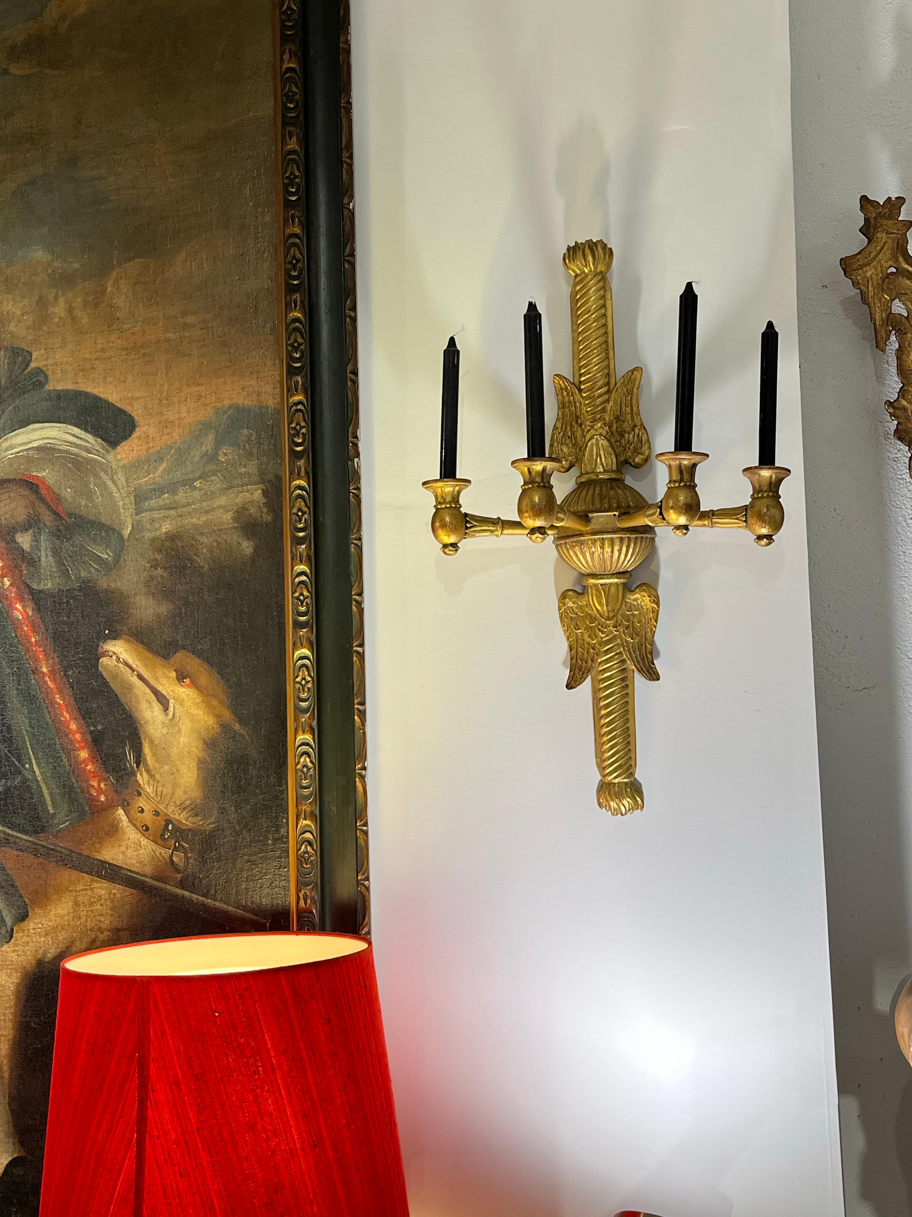 Paire d'appliques Empire du 19e siècle en Wood Wood doré en vente 1