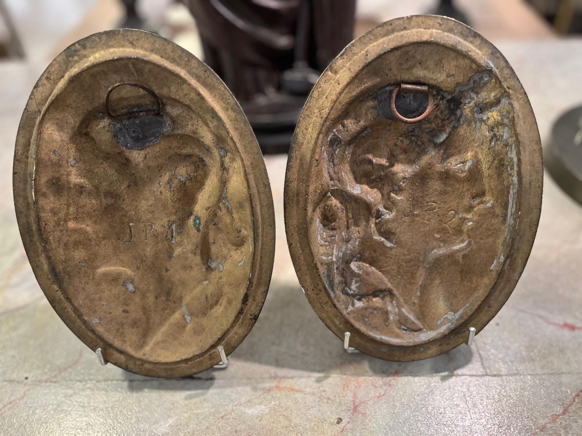 19th Century Pair Grand Tour Neoclassical Gilt Metal Relief Medallions For Sale 5