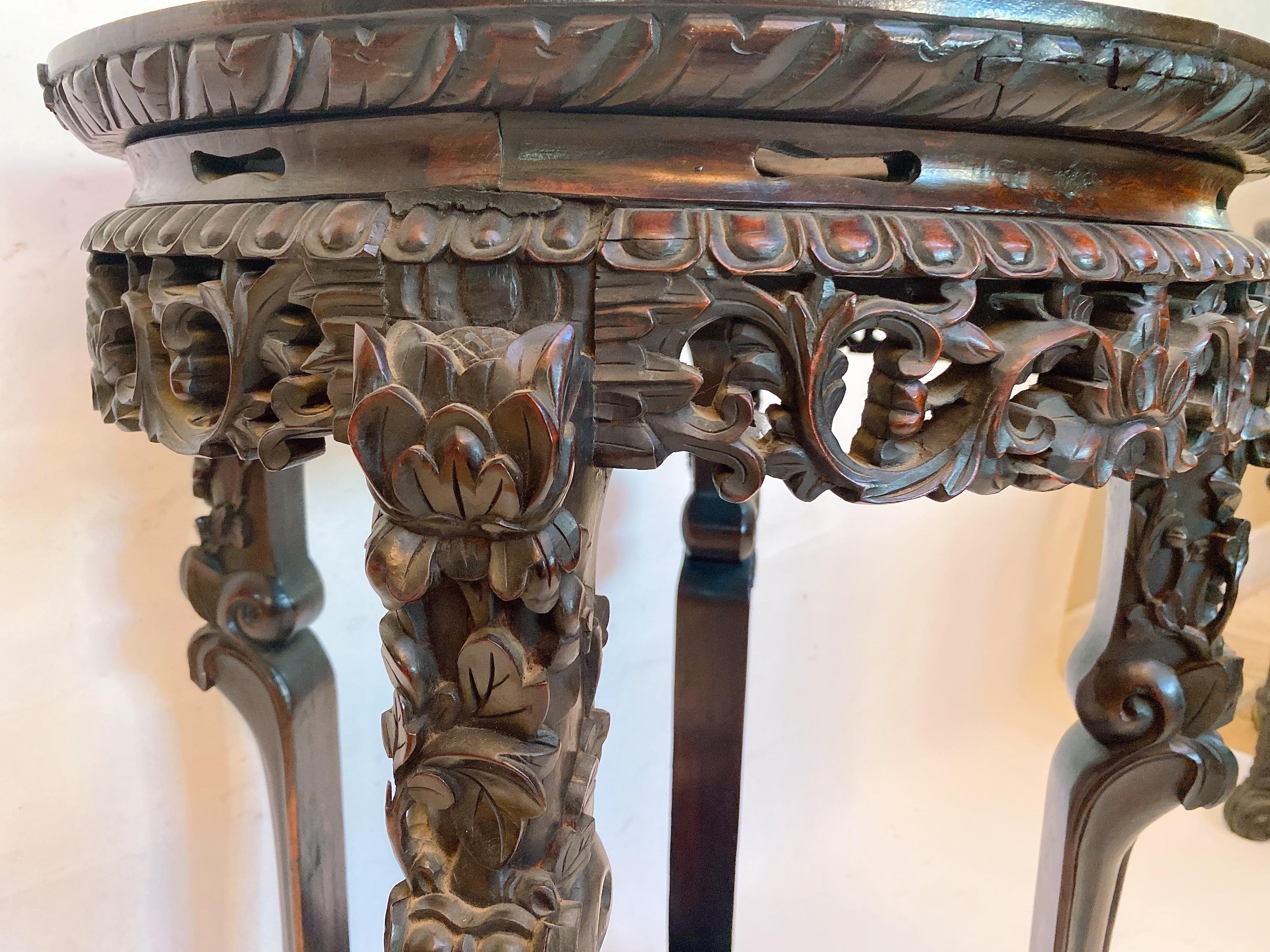 Hardwood 19th Century Pair of Chinese Carved Rosewood Flower Stands Marble-Top For Sale