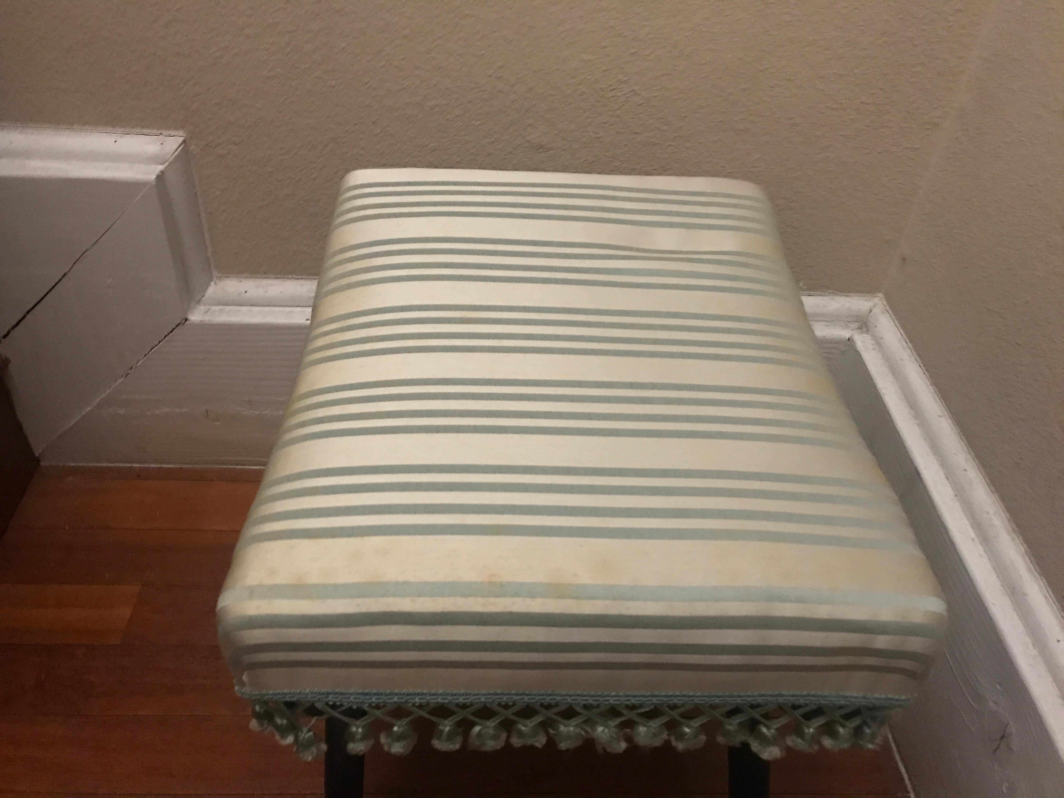 19th Century Pair of America or European Curule Stools 1