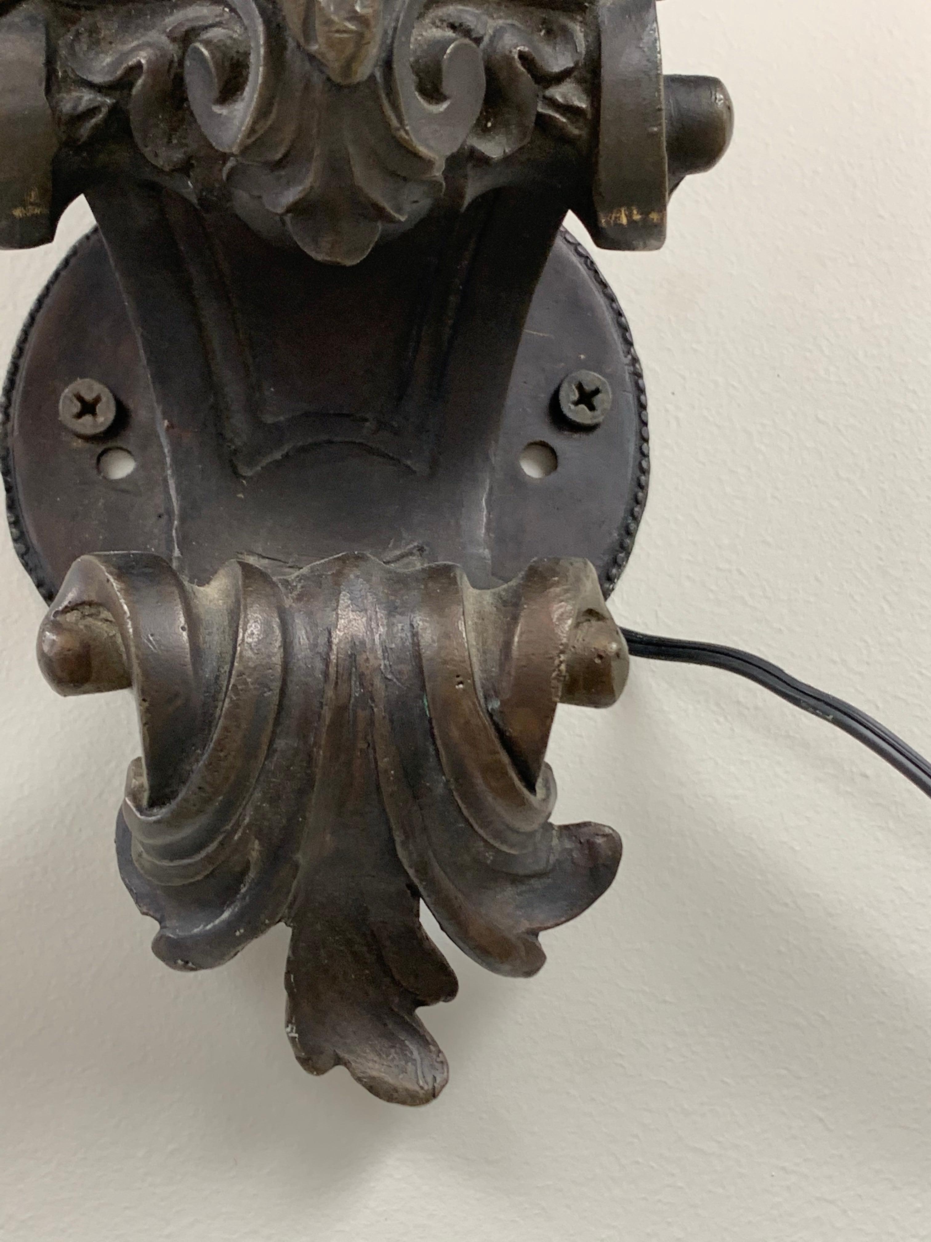 19th Century Pair of Antique Patinated Bronze Satirical Mask Wall Lights Sconces For Sale 6