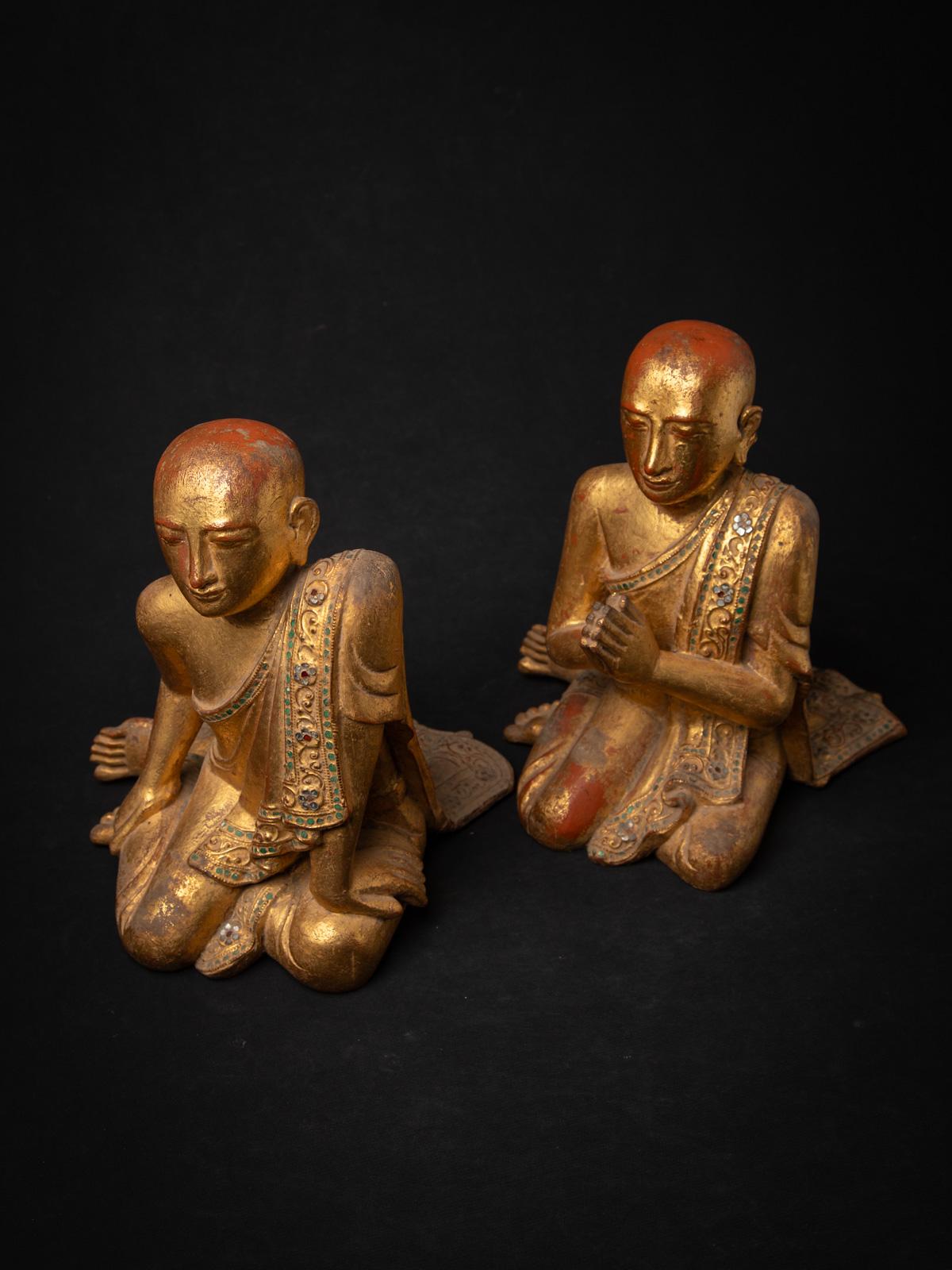 19th century Pair of antique wooden Burmese Monk statues - OriginalBuddhas For Sale 9