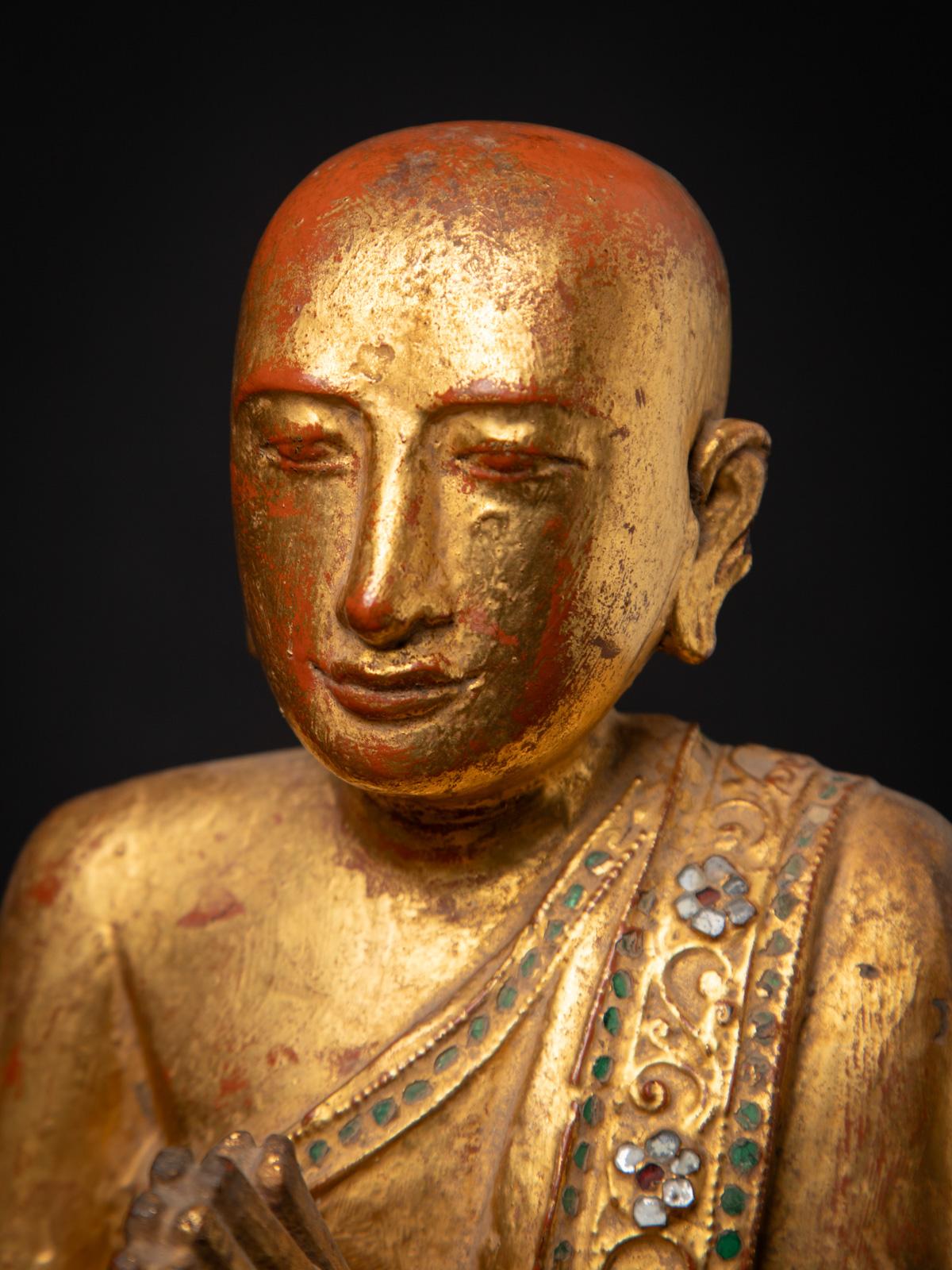 19th century Pair of antique wooden Burmese Monk statues - OriginalBuddhas For Sale 11