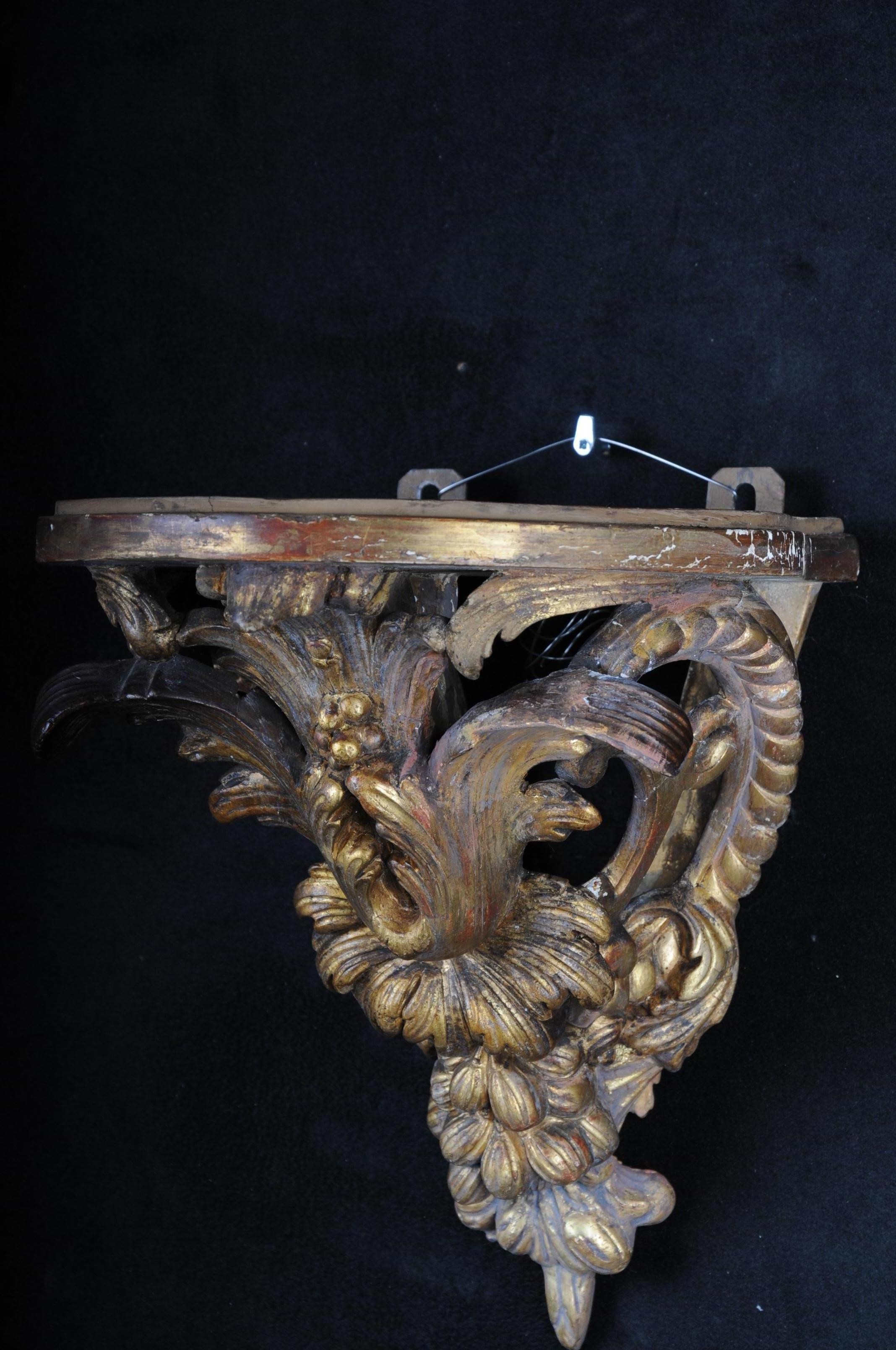 Wood 19th Century Pair of Baroque Wall Brackets, circa 1870