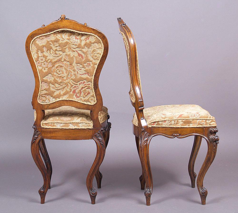 Austrian 19th Century Pair of Baroque Walnut Chairs For Sale