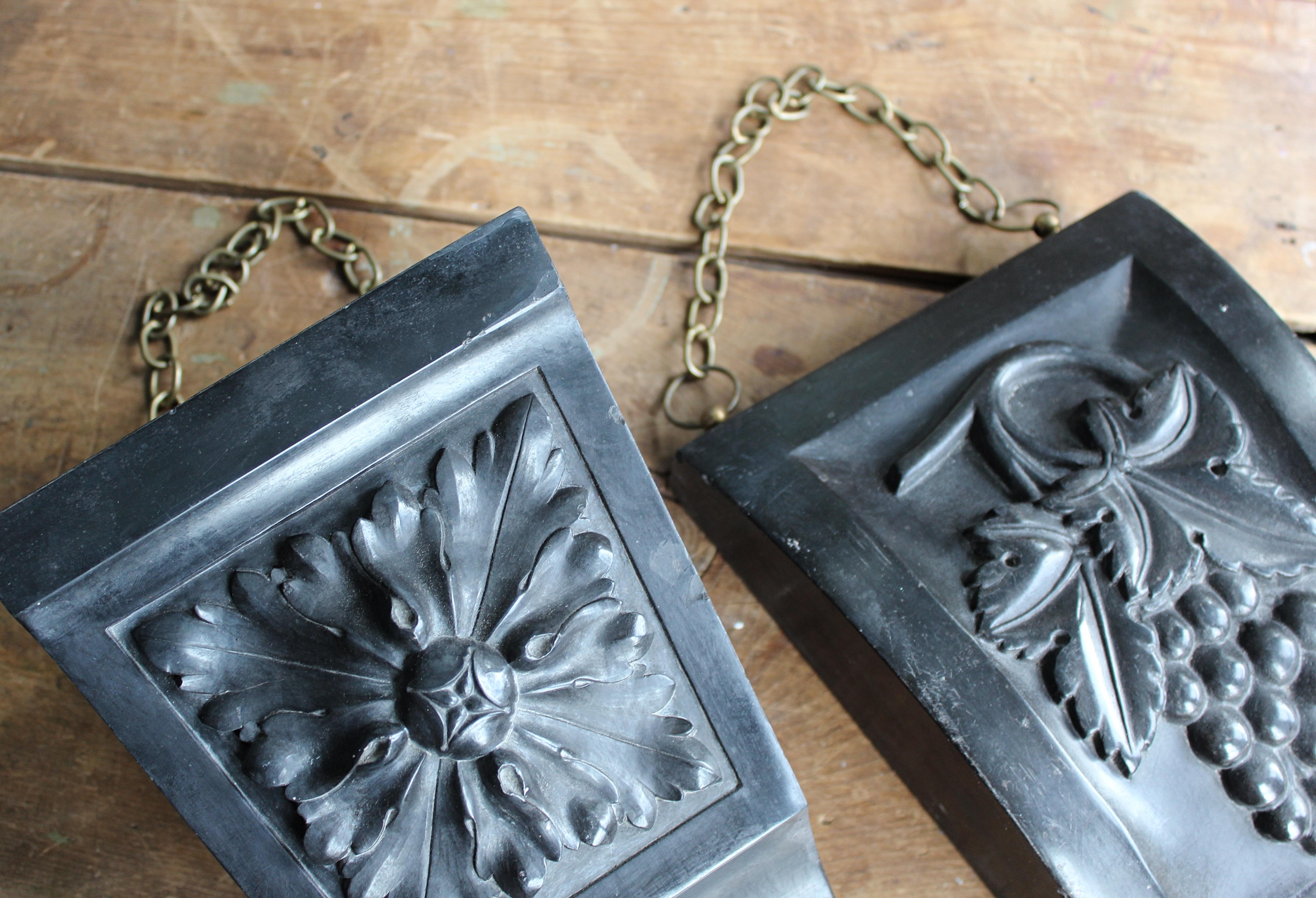 19th Century Pair of Black Carved Marble Architectural Elements Corbels  For Sale 3