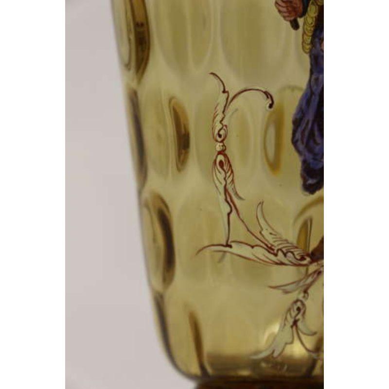 Paire de gobelets de Bohème en verre émaillé figuratif du 19ème siècle, datant d'environ 1860 en vente 10