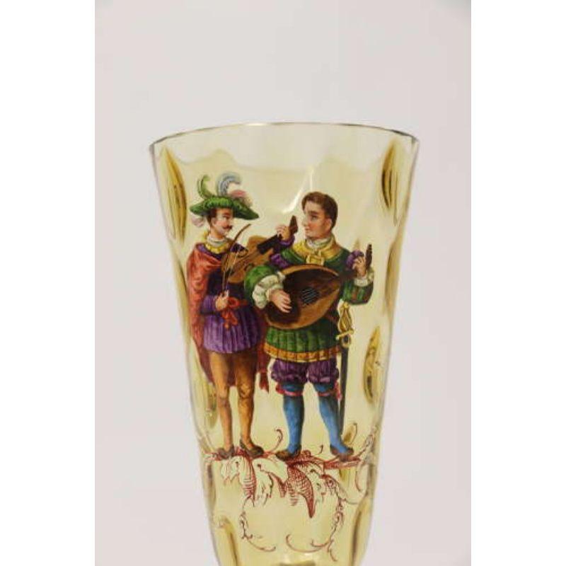 Paire de gobelets de Bohème en verre émaillé figuratif du 19ème siècle, datant d'environ 1860 en vente 2