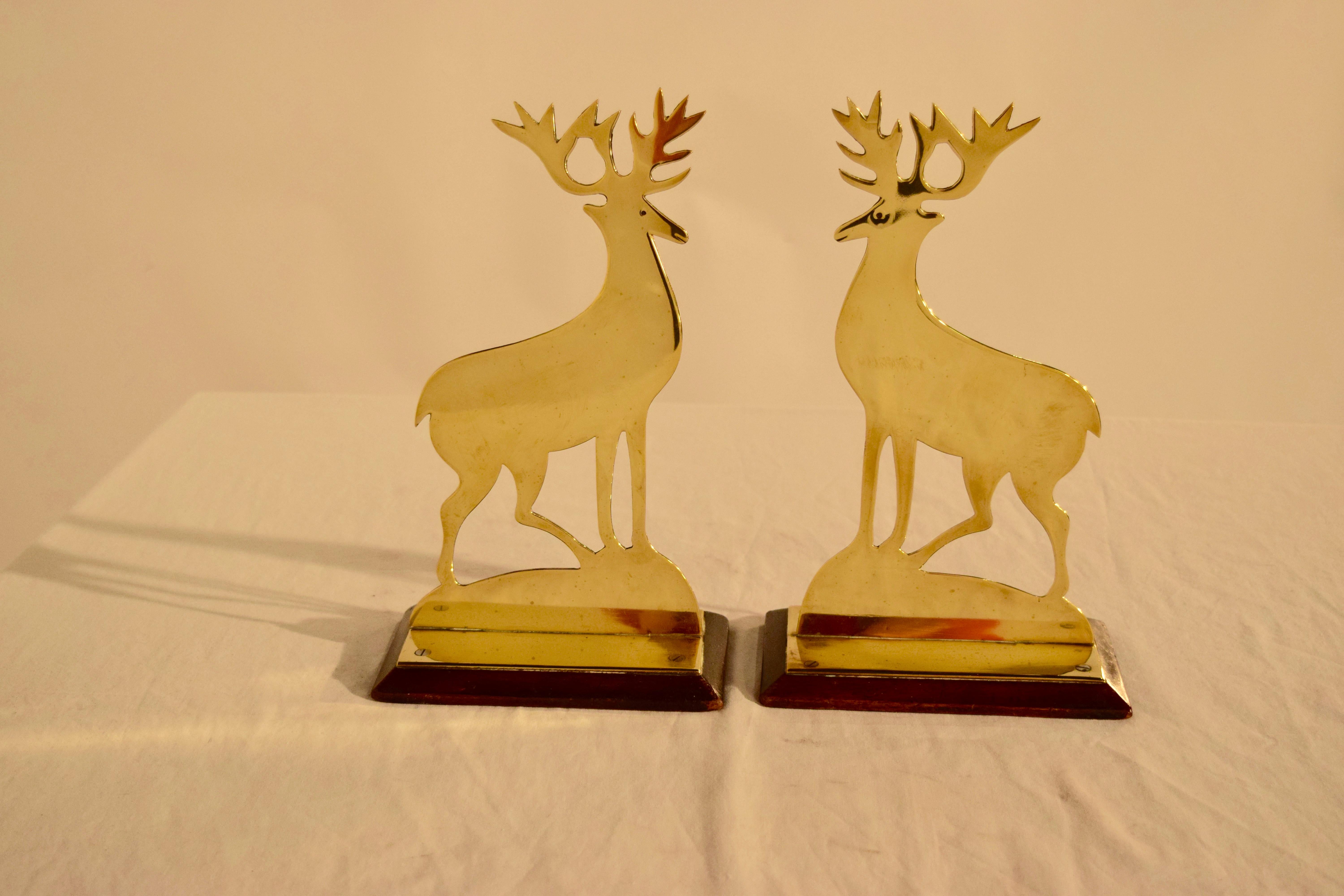 English 19th Century Pair of Brass Stag Mantle Decorations