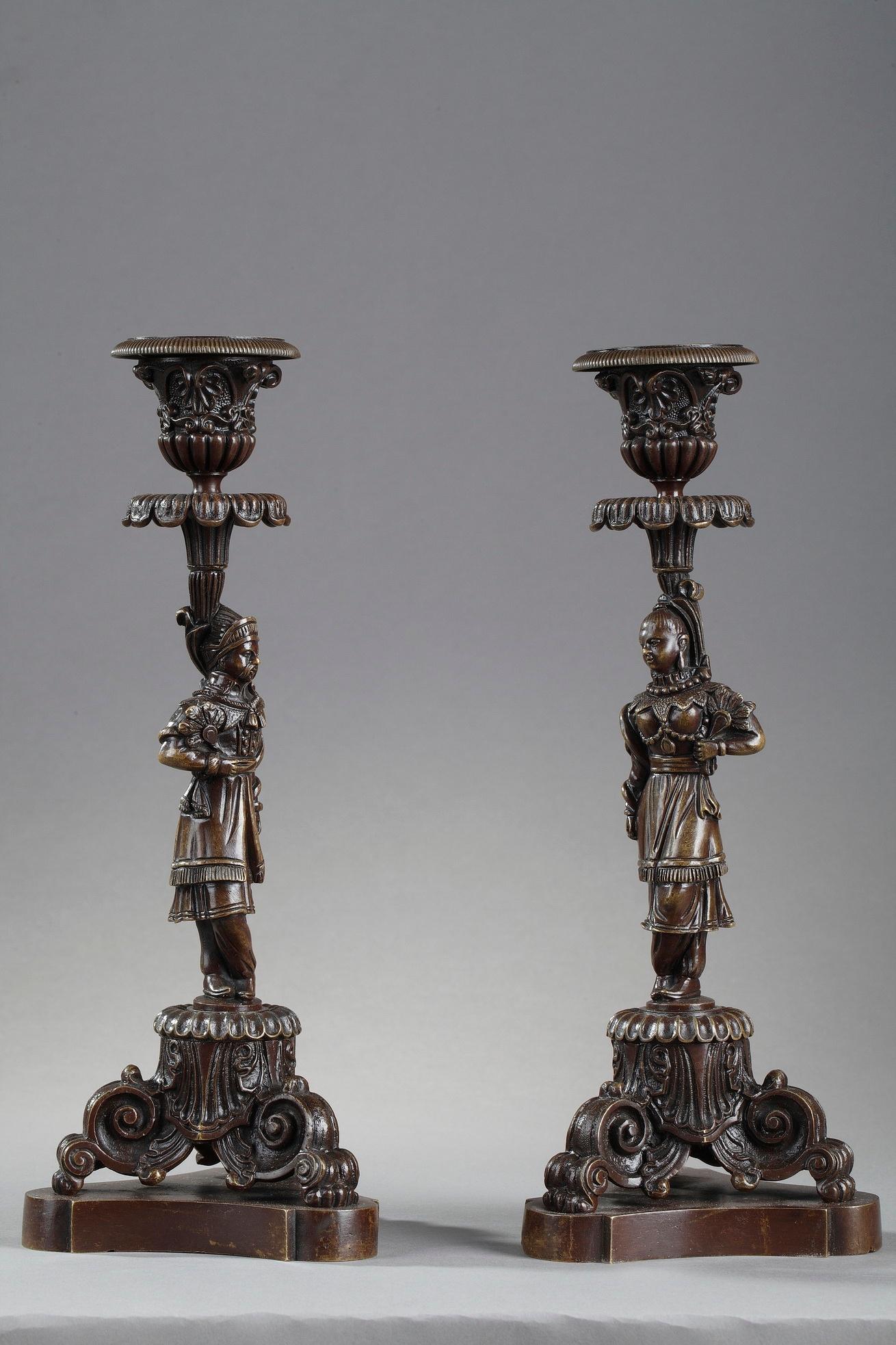 Exportation chinoise Paire de bougeoirs en bronze du 19ème siècle de style chinois en vente