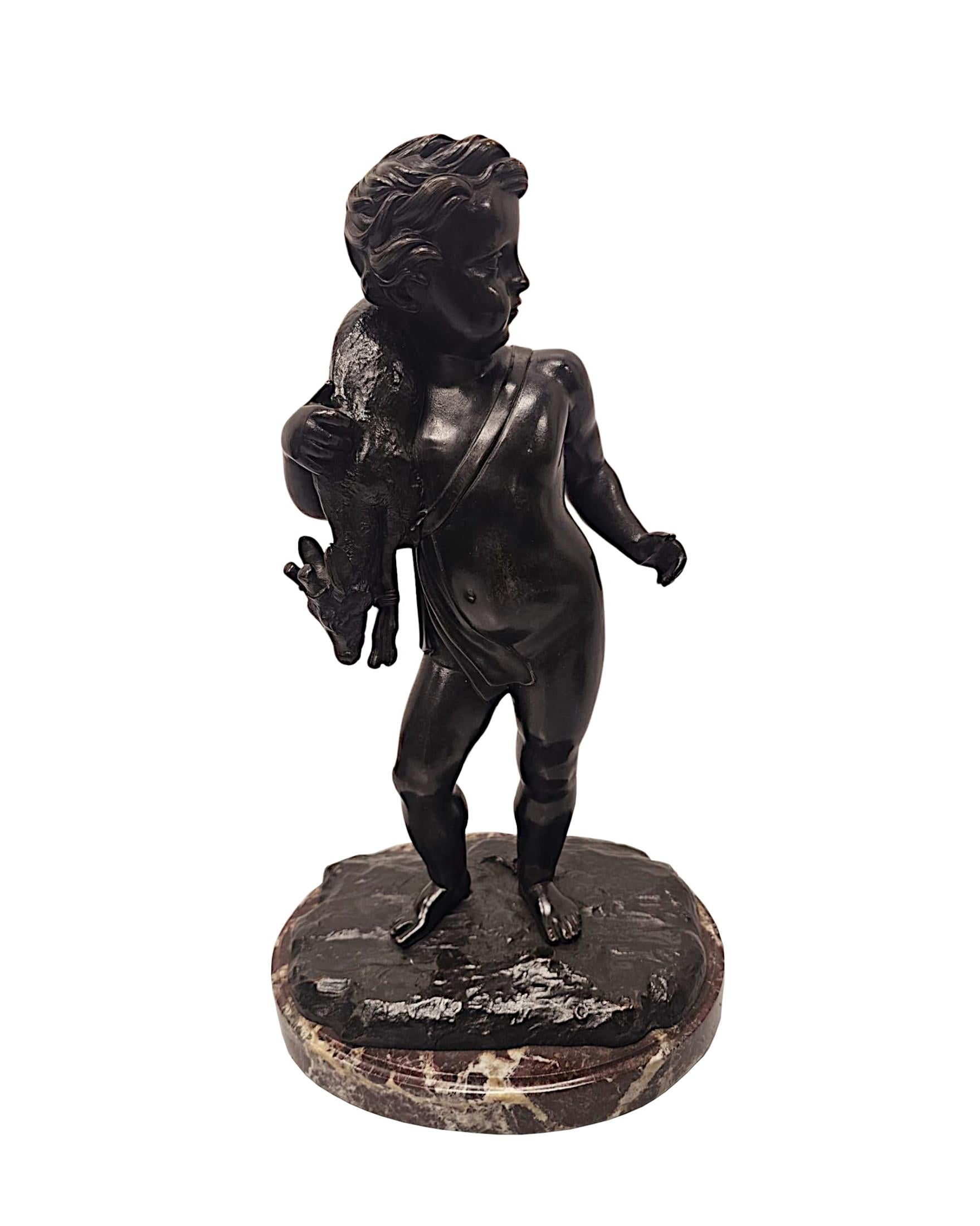 Una favolosa coppia di sculture figurative di cherubini in bronzo del XIX secolo raffiguranti 