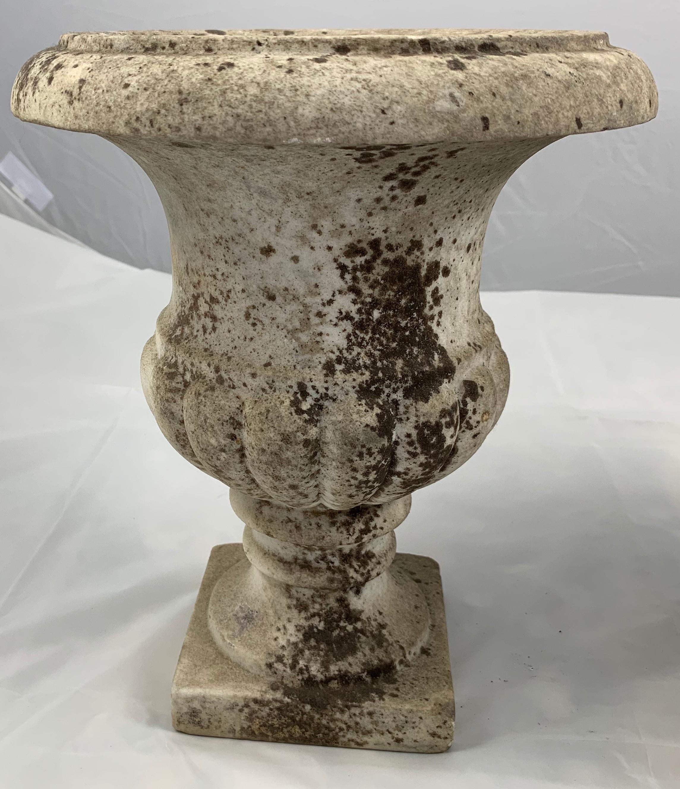 19th Century Pair of Carrara Marble Campana Shaped Garden Urns For Sale 5
