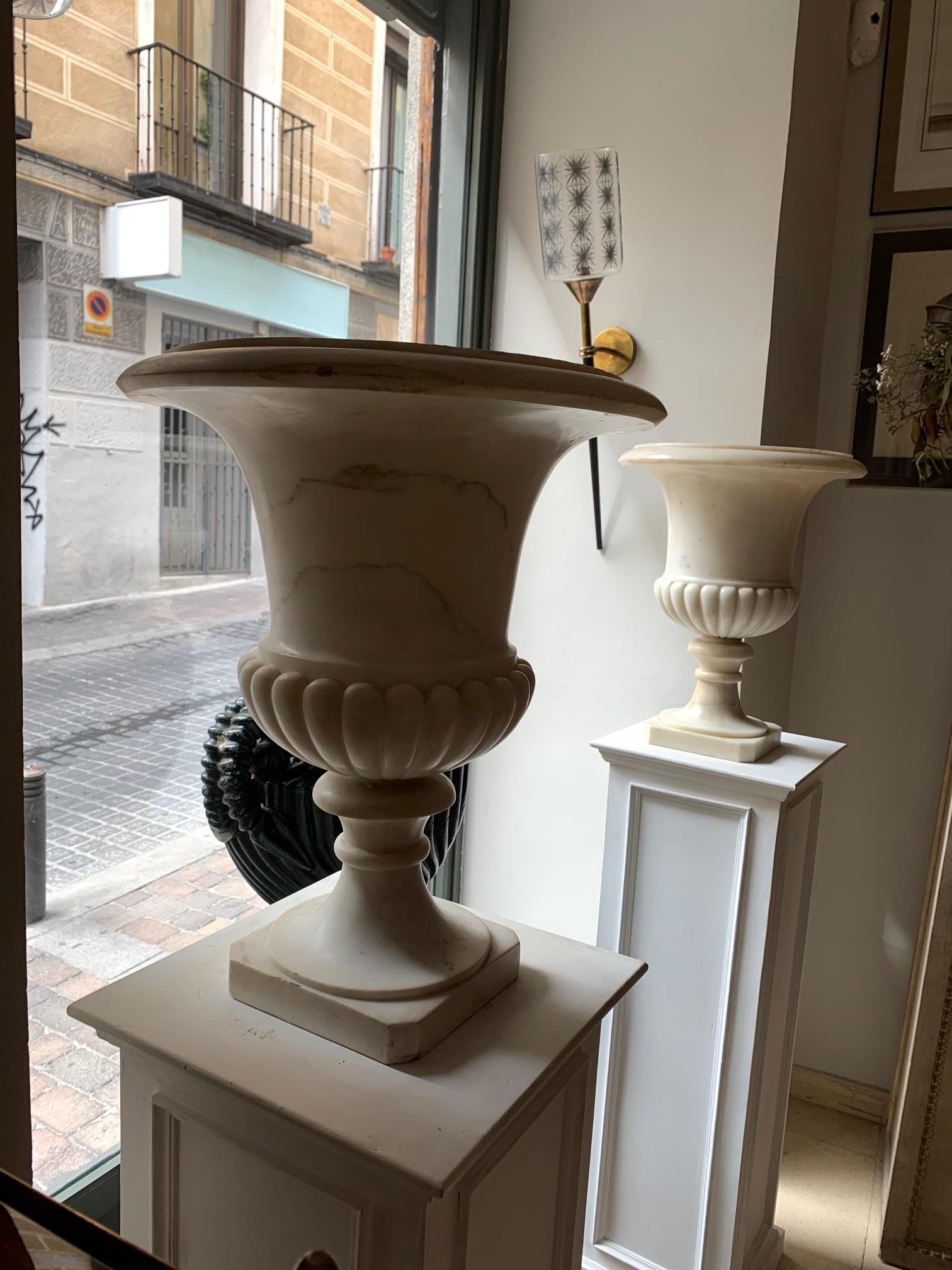  Pair of Carrara Marble Medici Vases or Urns 6