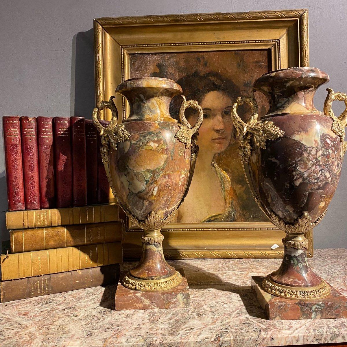 Paar Cassolettes aus Marmor und vergoldeter Bronze aus dem 19. Jahrhundert  (Napoleon III.) im Angebot