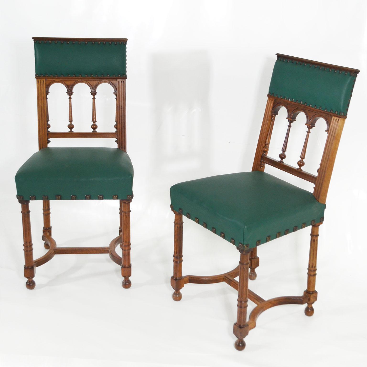 Exquisite 19th century pair of Catalan accent chairs, made of solid wood, hand carved, dark green leather upholstery, embellished with highly decorative pins. Excellent condition, professionally restored.
Dimensions (W x D x H):
45 x 54 x 95 cm
