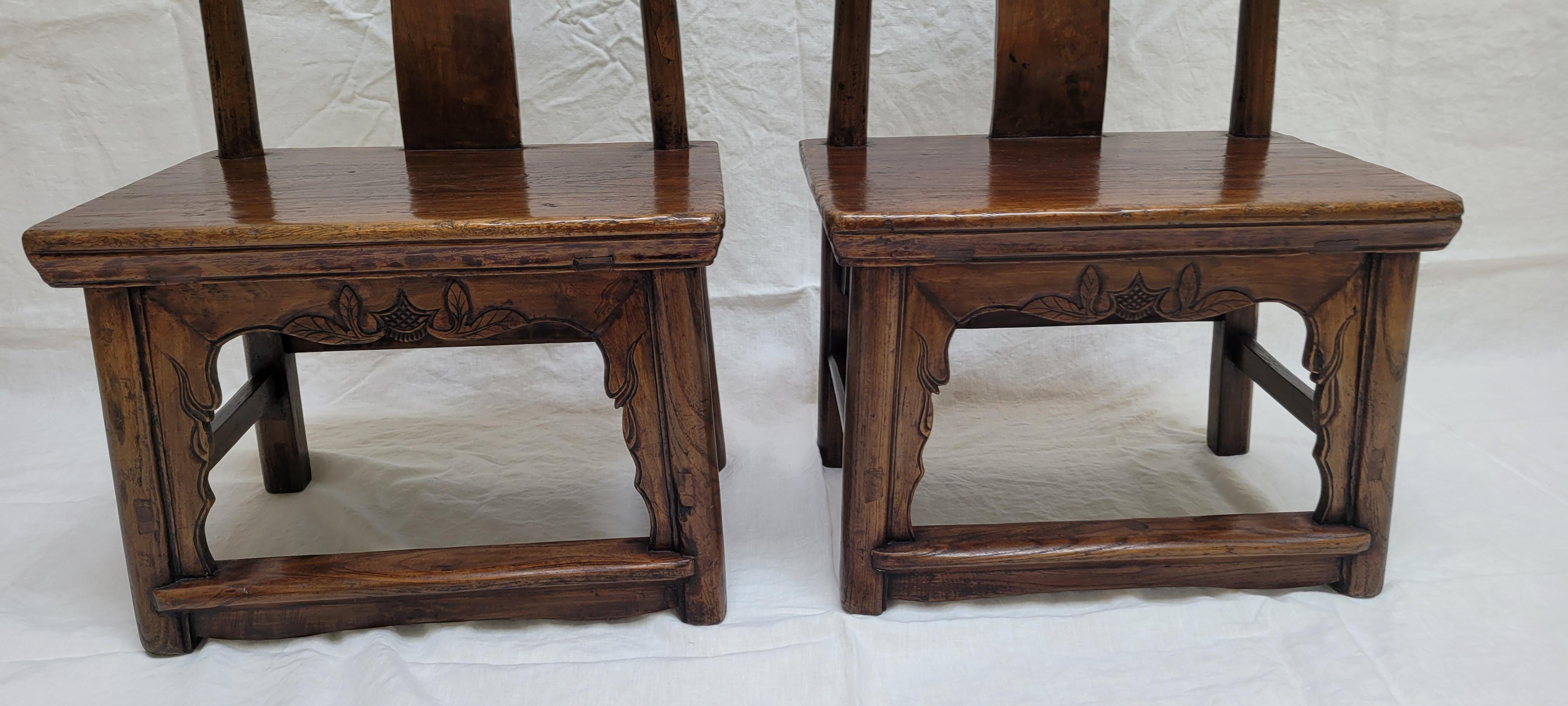 Pareja de sillas infantiles del siglo XIX Chino en venta
