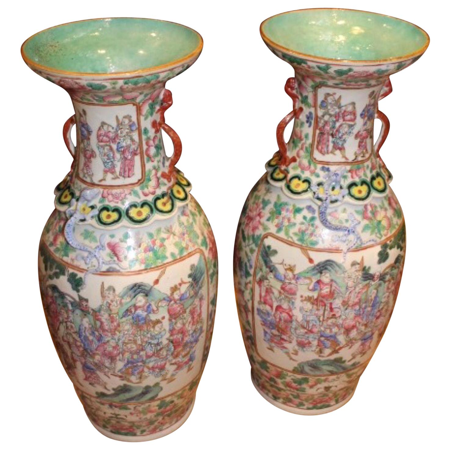 19th Century, Pair of Chinese Canton Famille Rose Baluster Vases, China